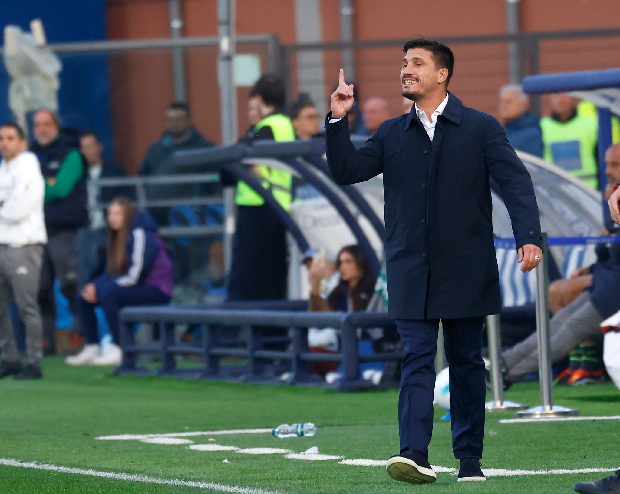 Pisacane lancia la sfida alla Juve: “Loro squadra solida, noi siamo pronti a colpire”