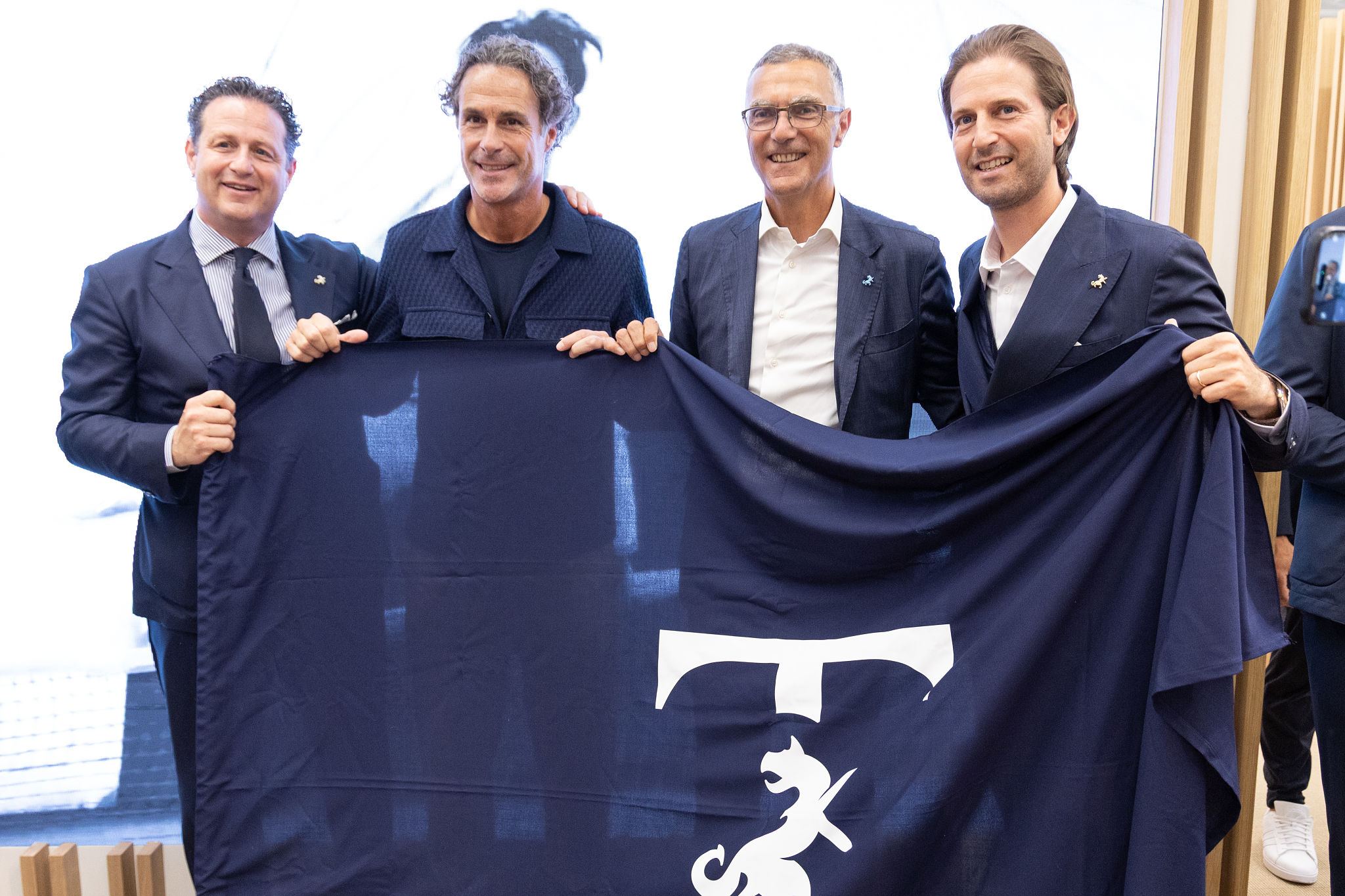 Zambrotta sicuro: “Il Toro è in forma, ma vince la Juve”