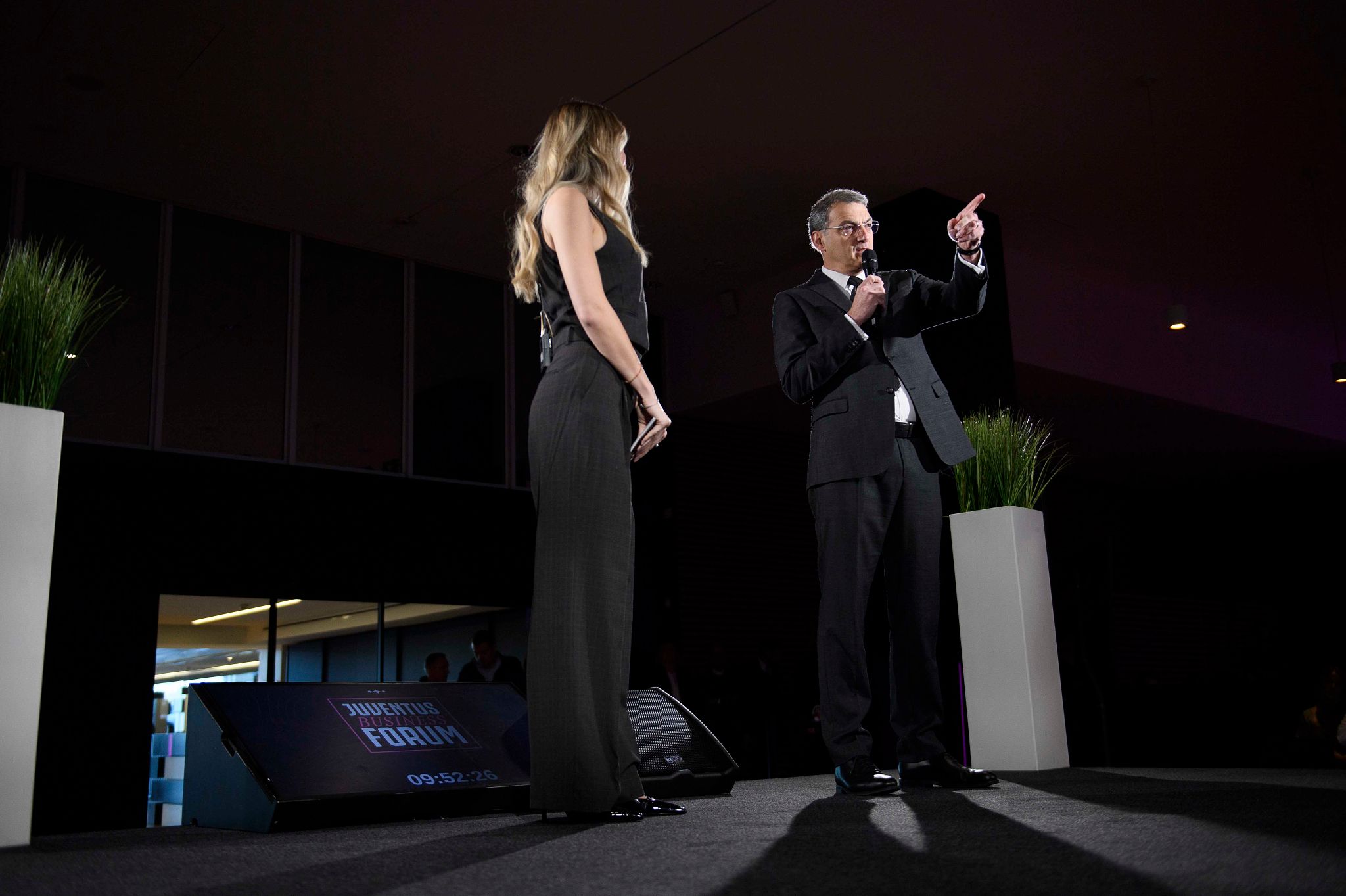 Comolli traccia la rotta della Juventus: “Lavoriamo per creare una squadra vincente”