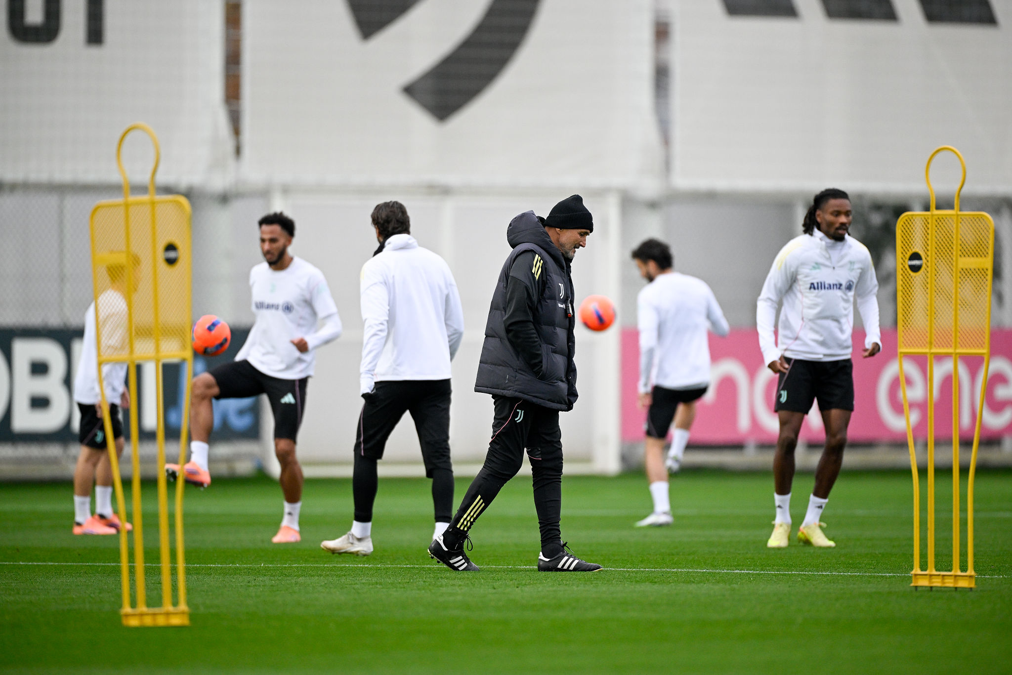 Koopmeiners difensore centrale: la nuova idea di Spalletti per la Juventus