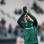 Mercato, Perin accetta il Genoa. Ma la Juventus frena il suo ritorno