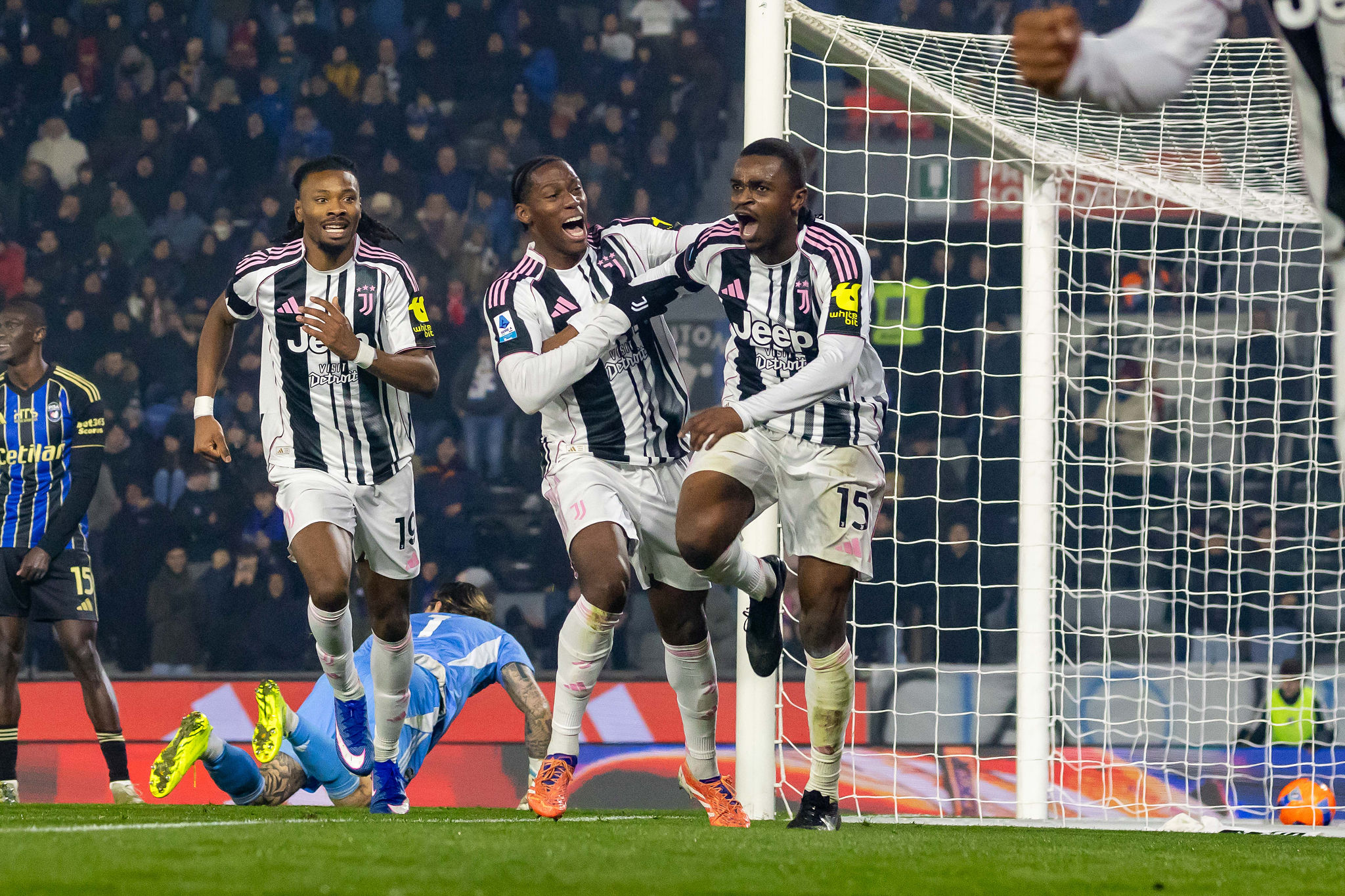 Sassuolo-Juventus, una sfida senza rigori e tante espulsioni. I precedenti