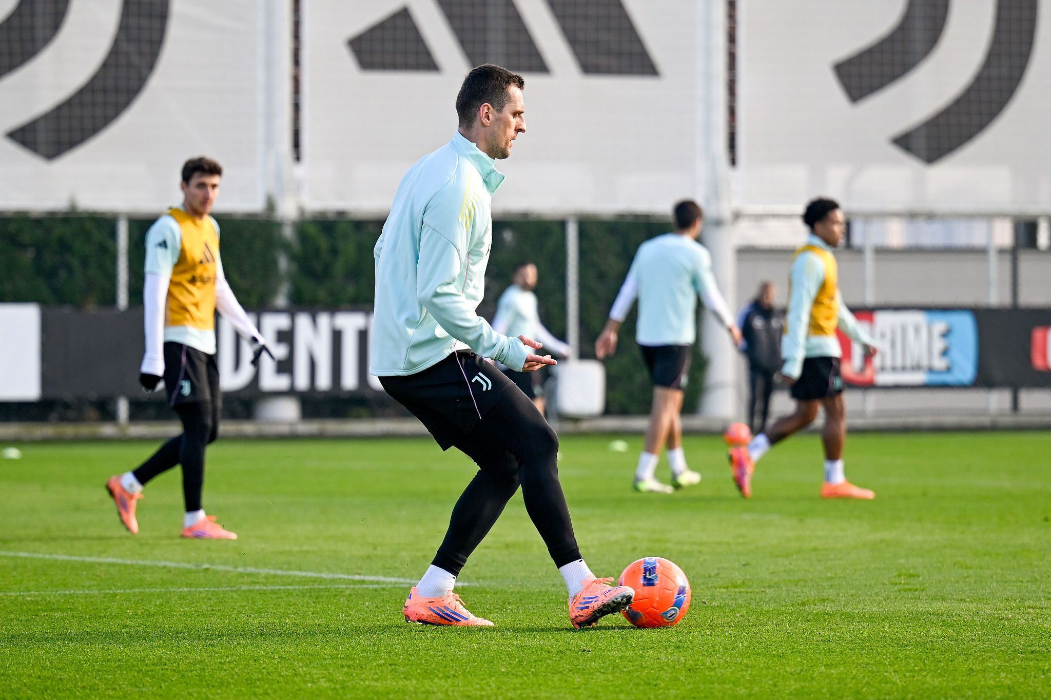 Riecco Milik un anno e mezzo dopo: convocato per la sfida con la Roma