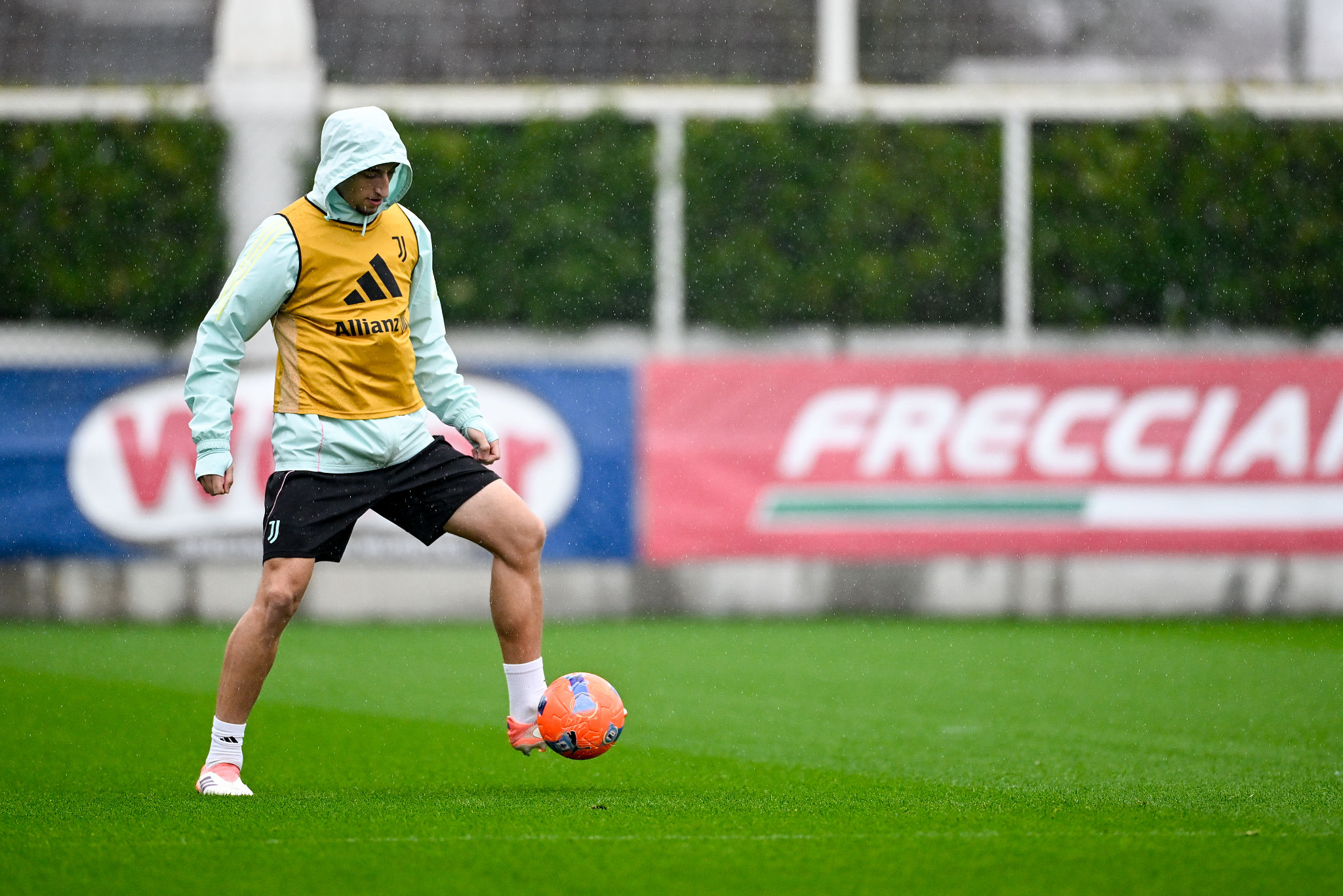 Guehi chiede troppo, Barcellona e Juventus si defilano