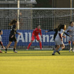 Anna Mallardi firma il suo primo contratto con la Juventus Women