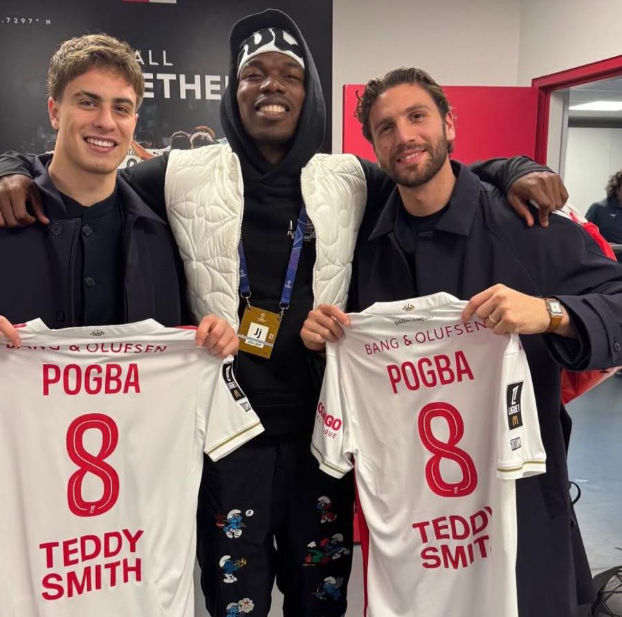 Pogba ritrova gli ex compagni: scambio di maglie con Locatelli e Yildiz