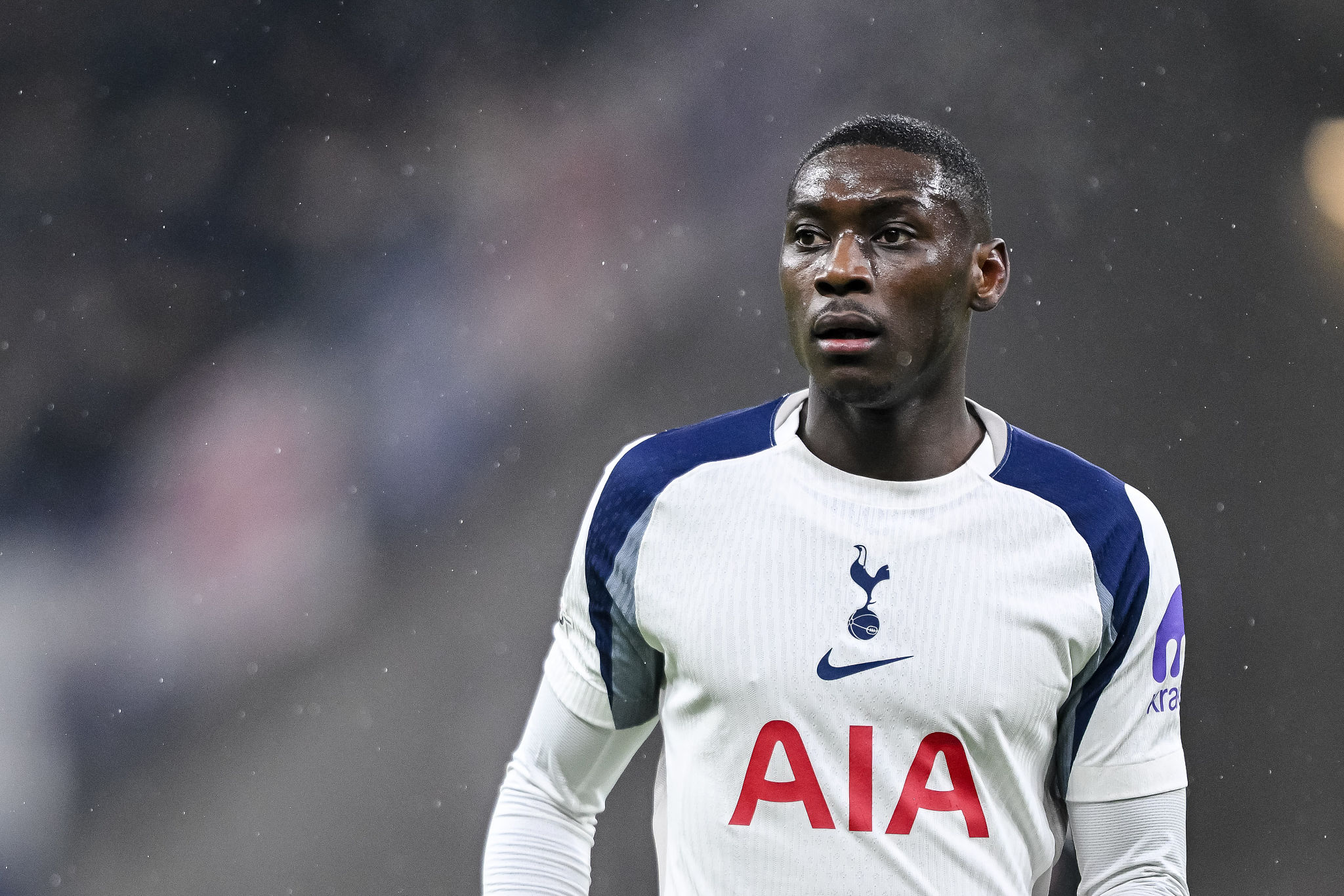 Kolo Muani apre alla Juventus, ma la palla passa al Tottenham