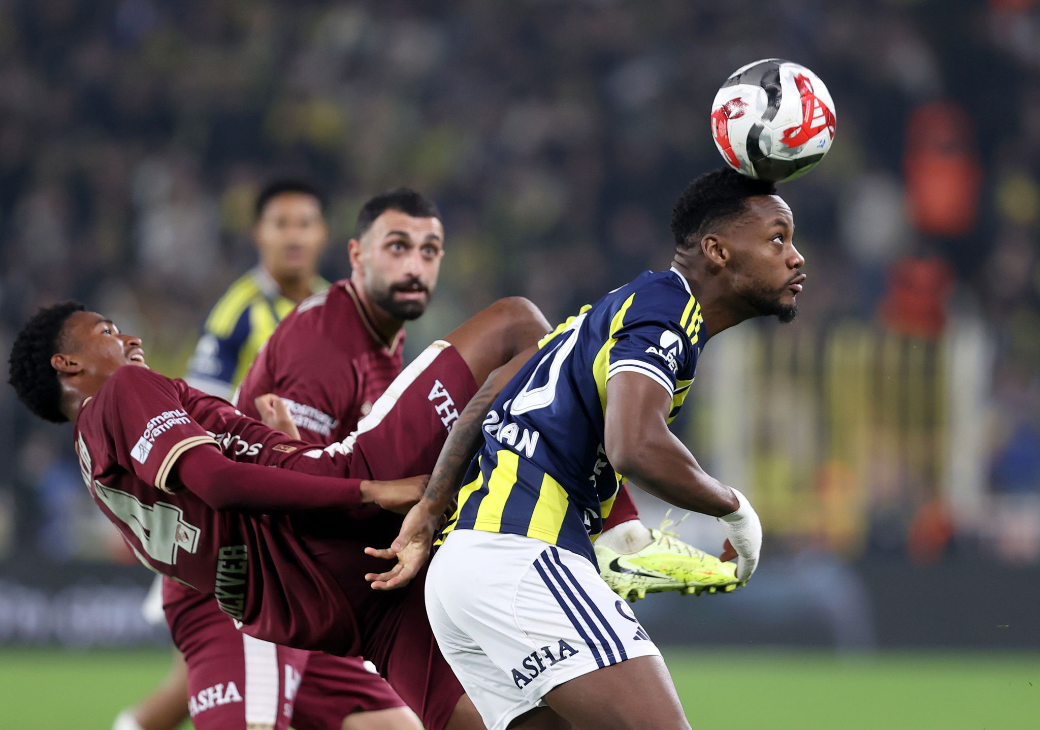 Sfuma la pista Durán per la Juventus: l’attaccante verso il Lille