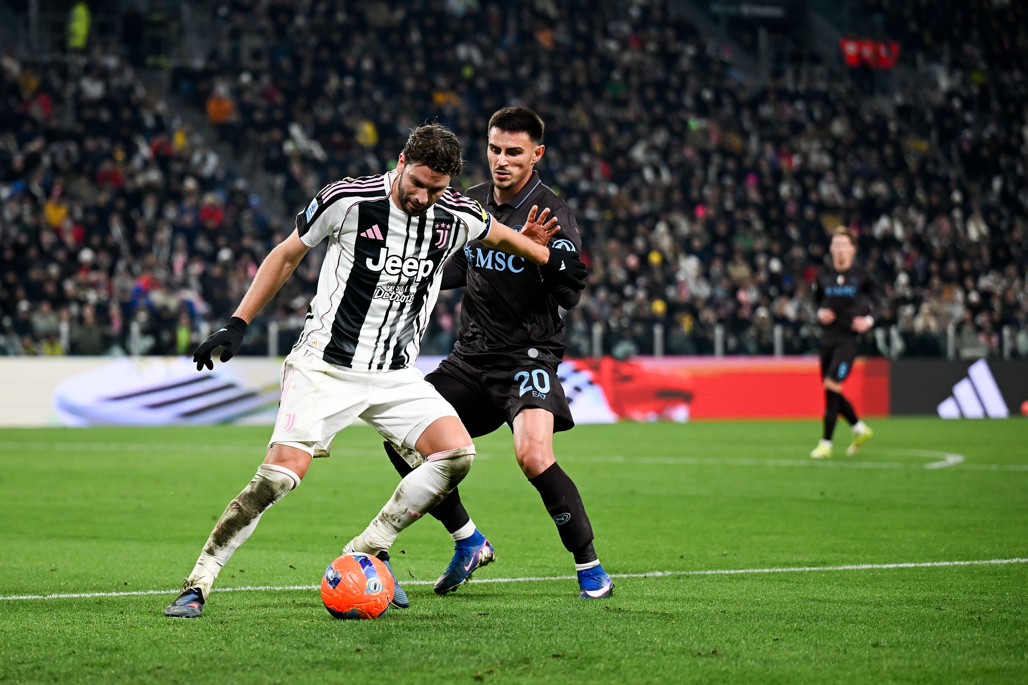 Locatelli risponde alle critiche: la sua reazione dopo la vittoria con il Napoli