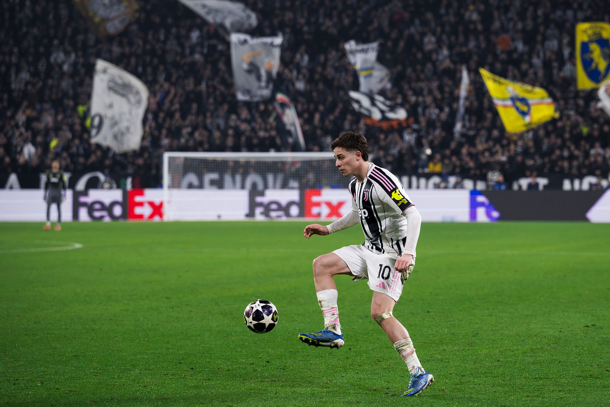 Estigarribia sulla Juve: "Spalletti è l'uomo giusto. Servono giocatori come Vidal e Lichtsteiner"