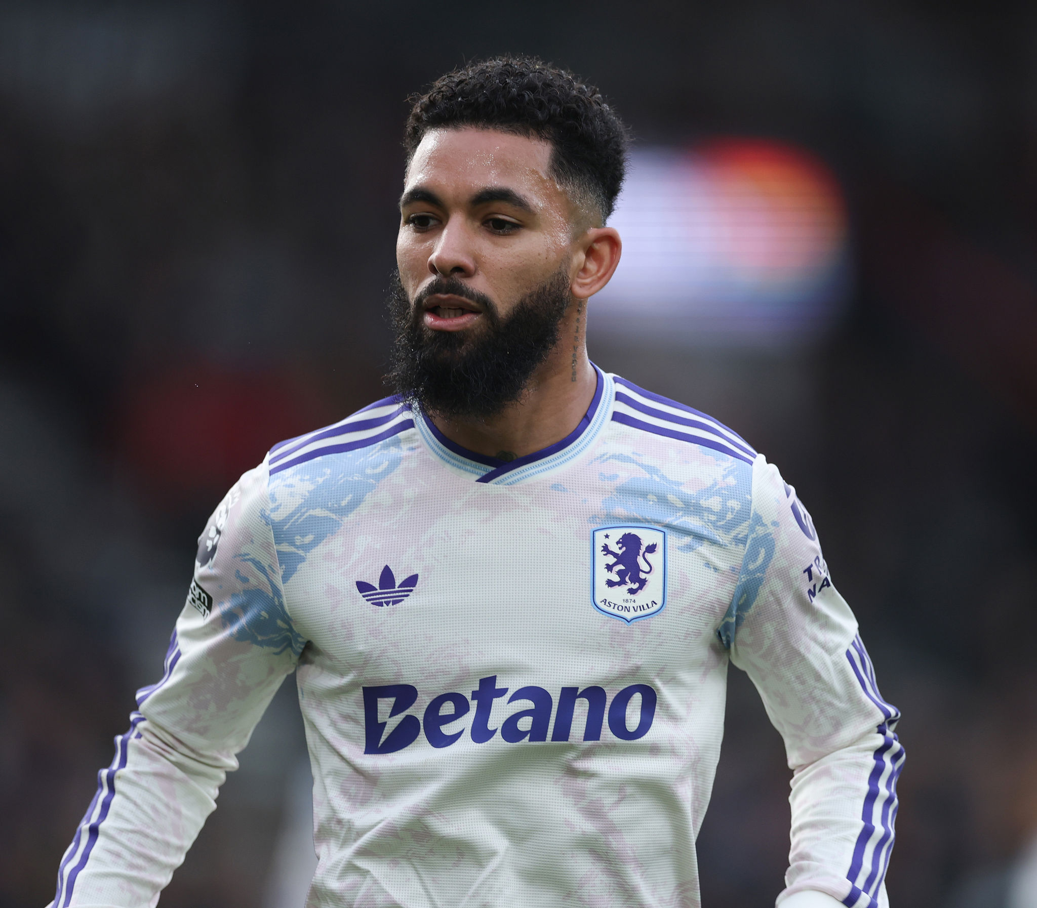 ✗ Douglas Luiz riparte dall'Aston Villa, la Juventus osserva il suo futuro