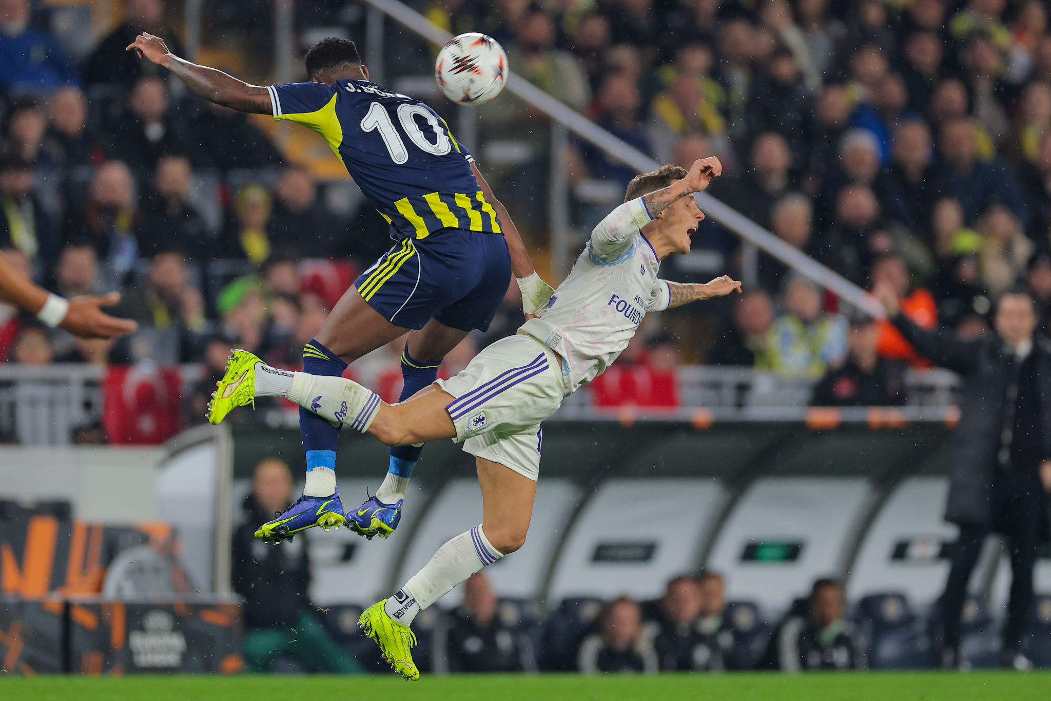 Jhon Durán ha provato a vestire il bianconero: i motivi del no della Juve