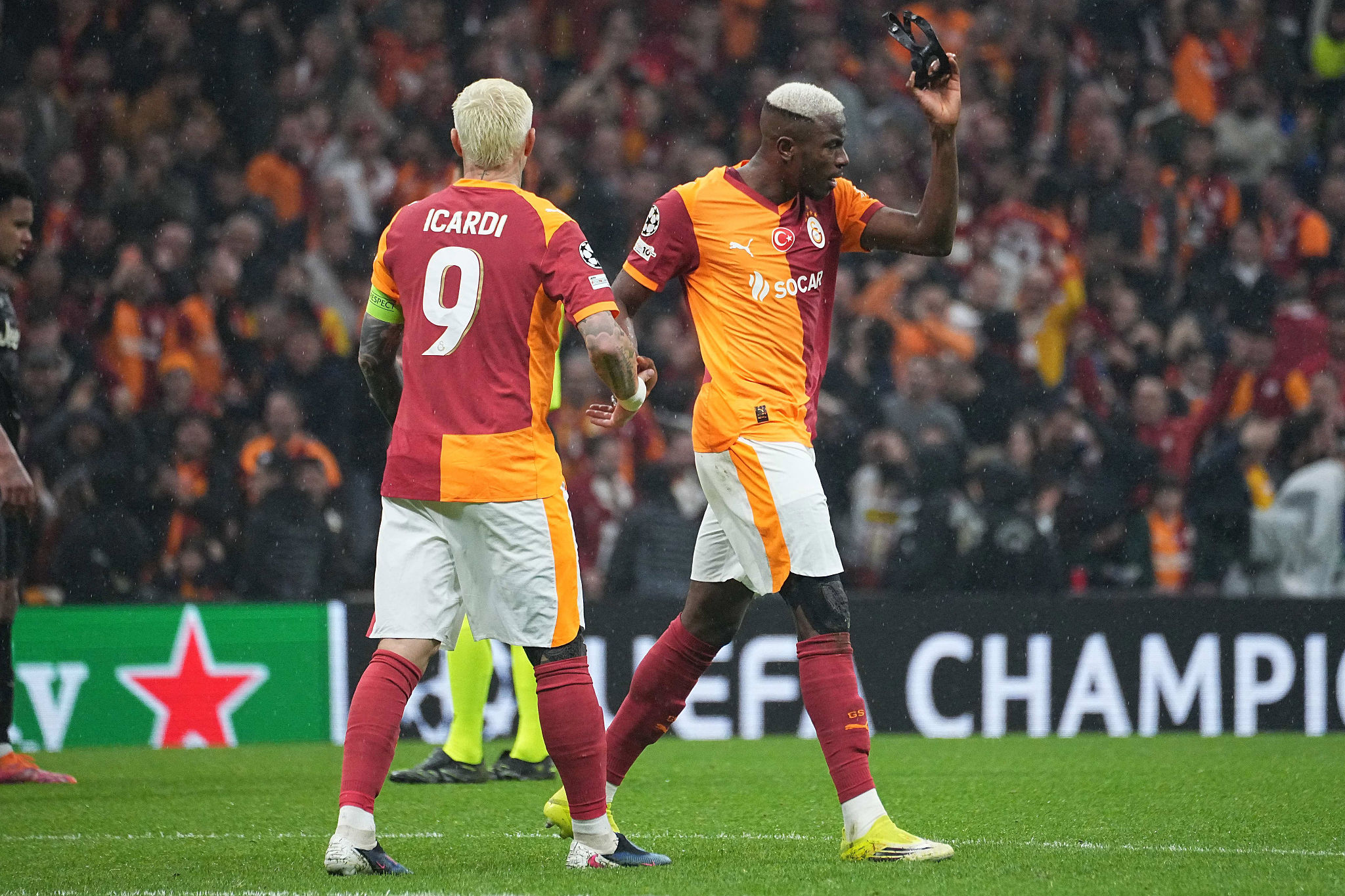 Galatasaray con il fiato sospeso: Osimhen e Icardi a rischio per la Juventus