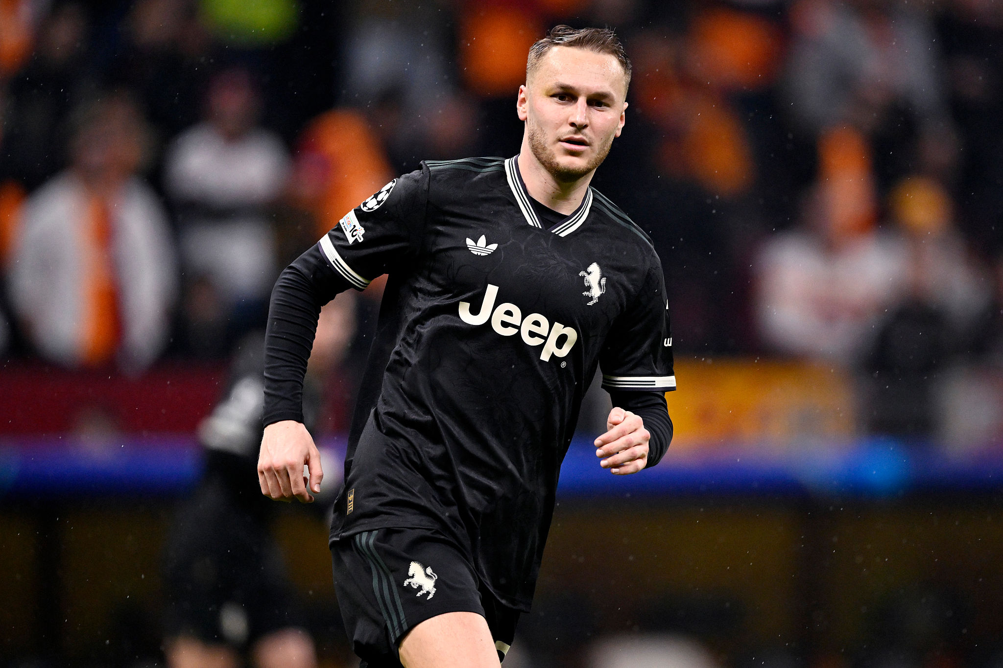 Il Galatasaray insiste per Koopmeiners: la Juventus valuta la cessione