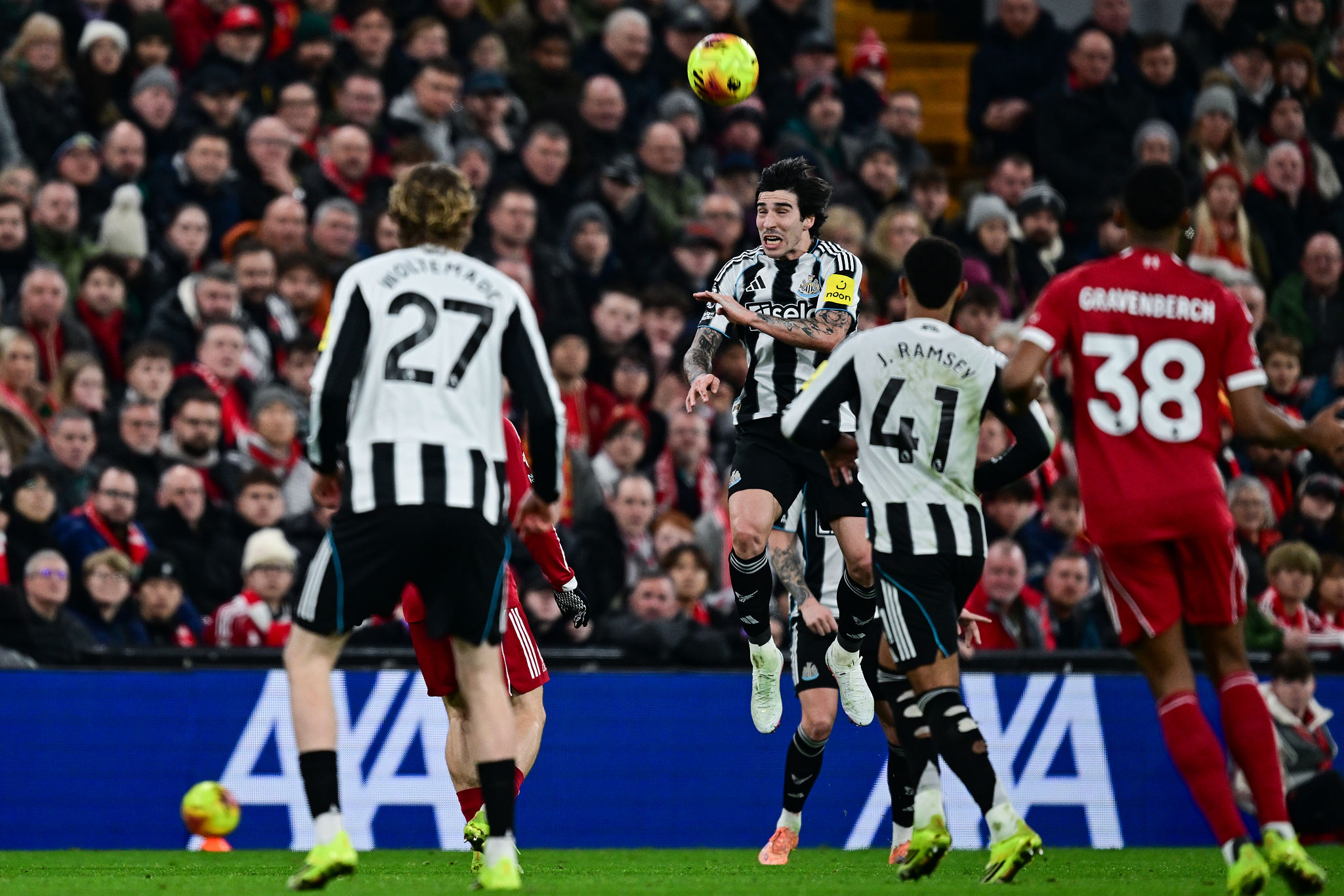 La replica di Howe gela la Juventus: "Tonali è felice qui"