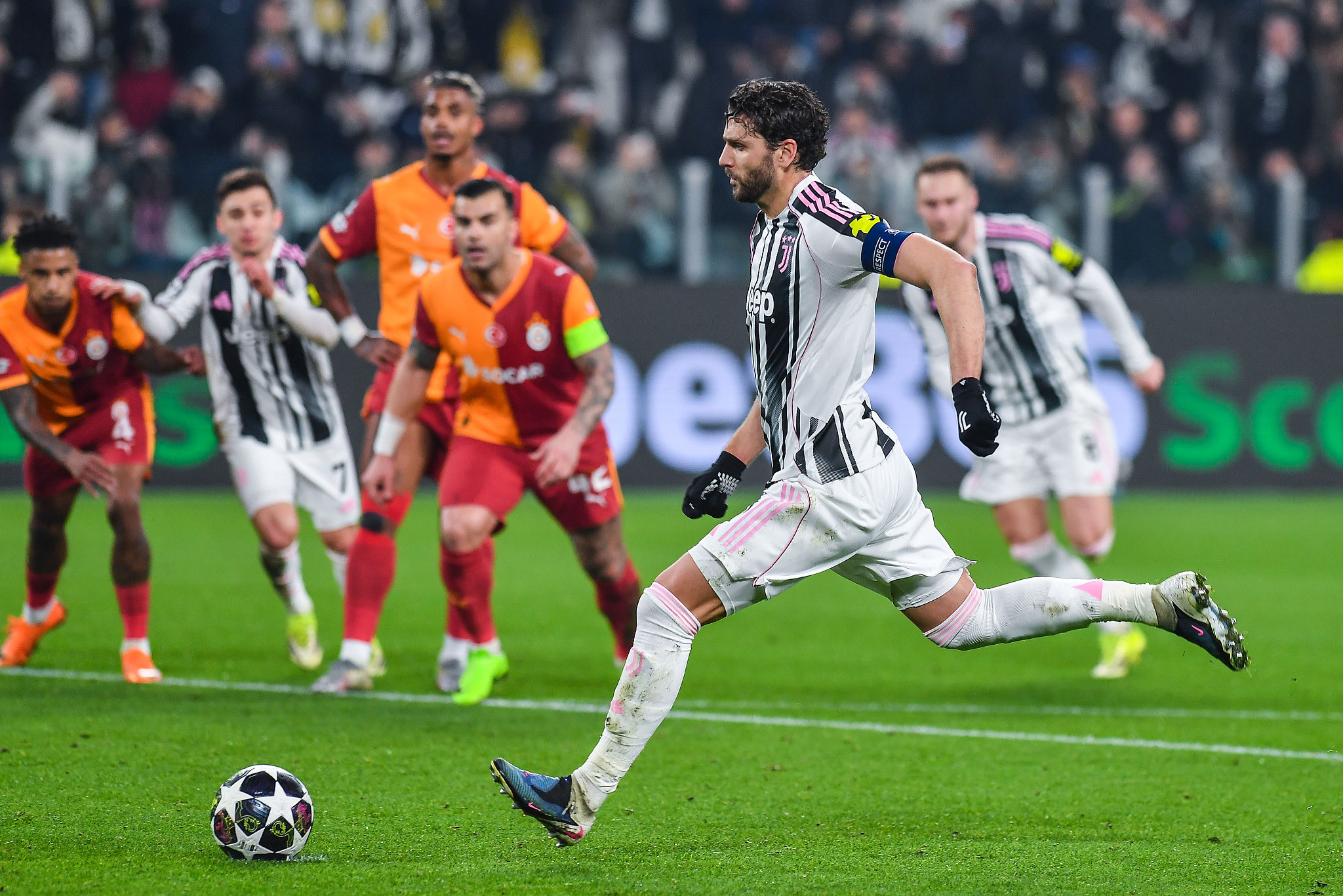 Rinnovo Locatelli, la Juventus accelera: sul piatto un'offerta fino al 2030