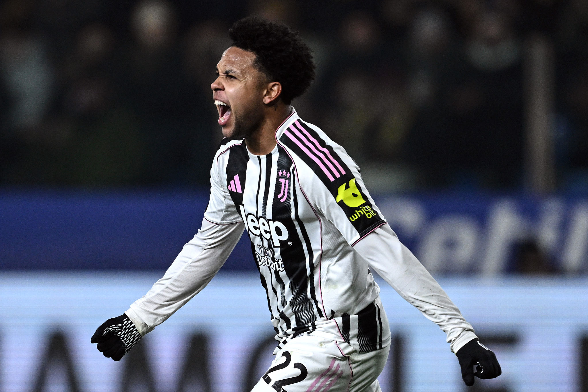 Fallo di McKennie in Parma-Juventus, Tonolini chiarisce la decisione del VAR