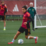 Dybala torna in gruppo, l'argentino a disposizione per la Juventus