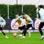 Milik, il rientro slitta ancora: un fastidio al polpaccio frena il polacco