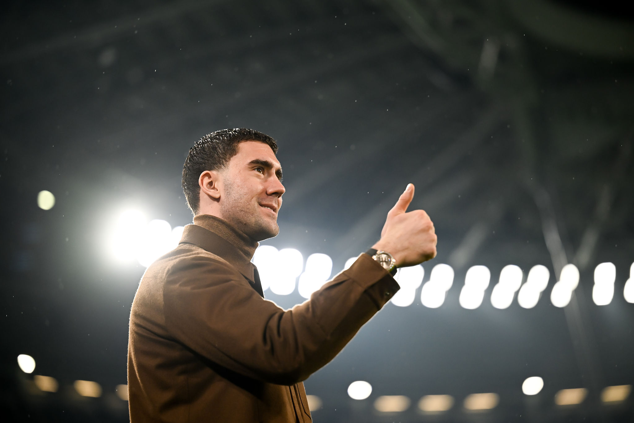 ✗ Vlahovic, rinnovo non chiuso: la Juventus e il nodo dell'ingaggio