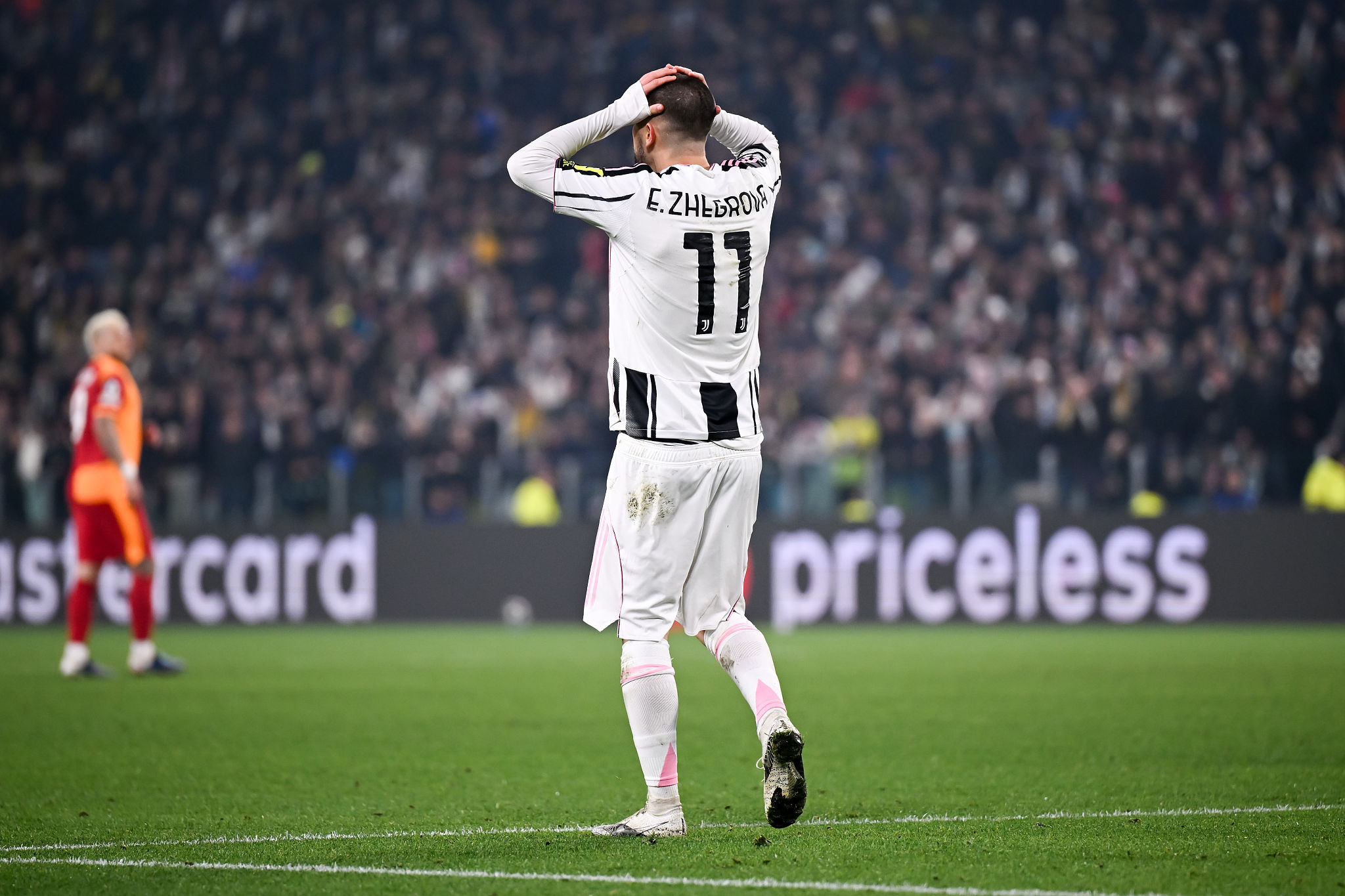 Zhegrova: "Fa male, ma sono orgoglioso della squadra"