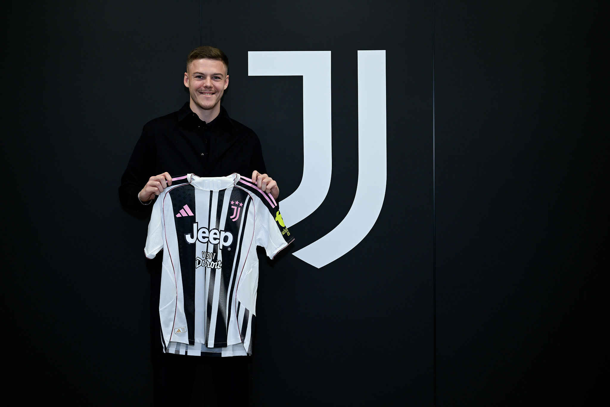 Di Vaio spiega la cessione di Holm: “Un’opportunità per lui”