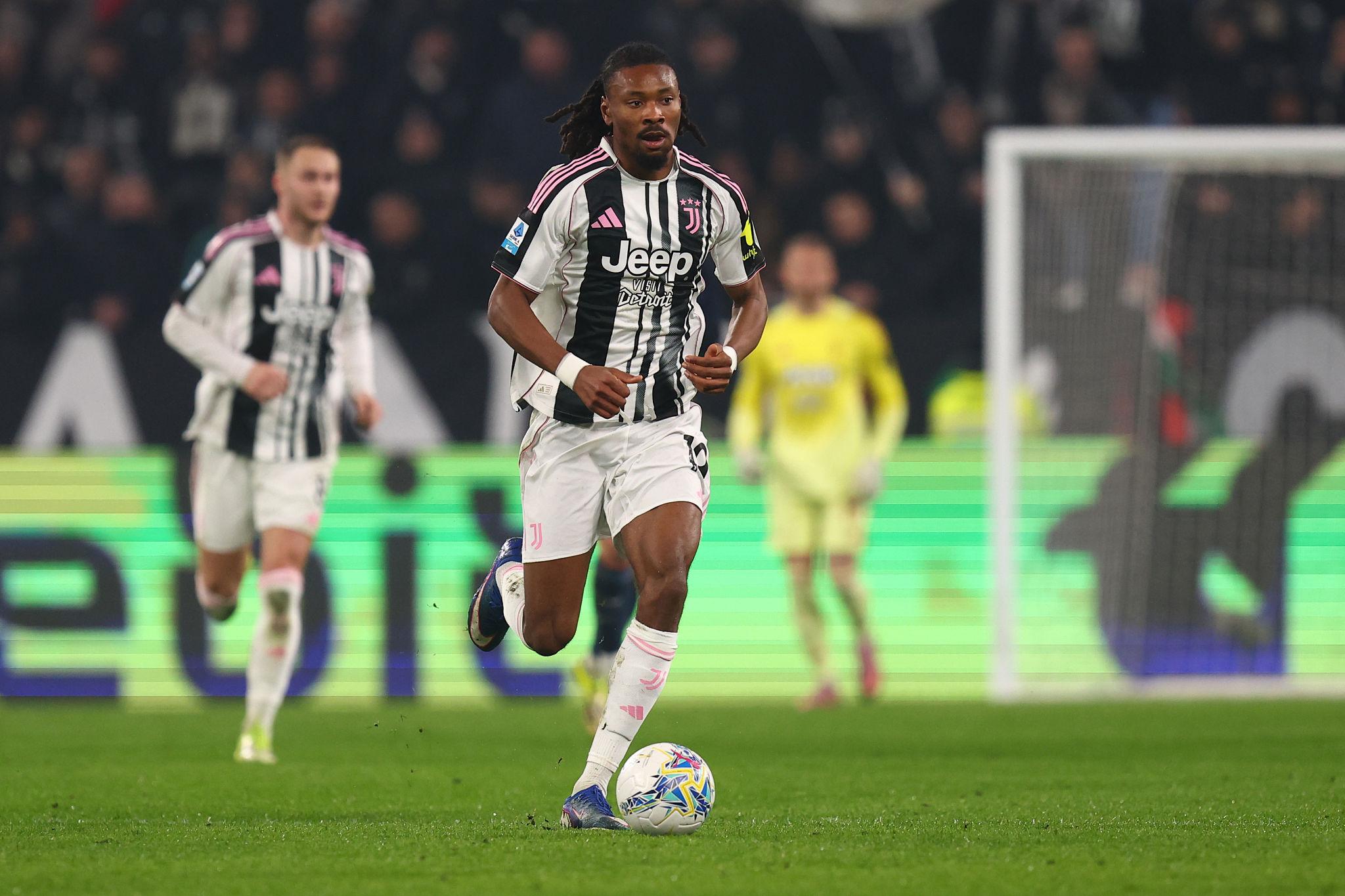 Niente derby per Thuram, il francese è out contro l'Inter