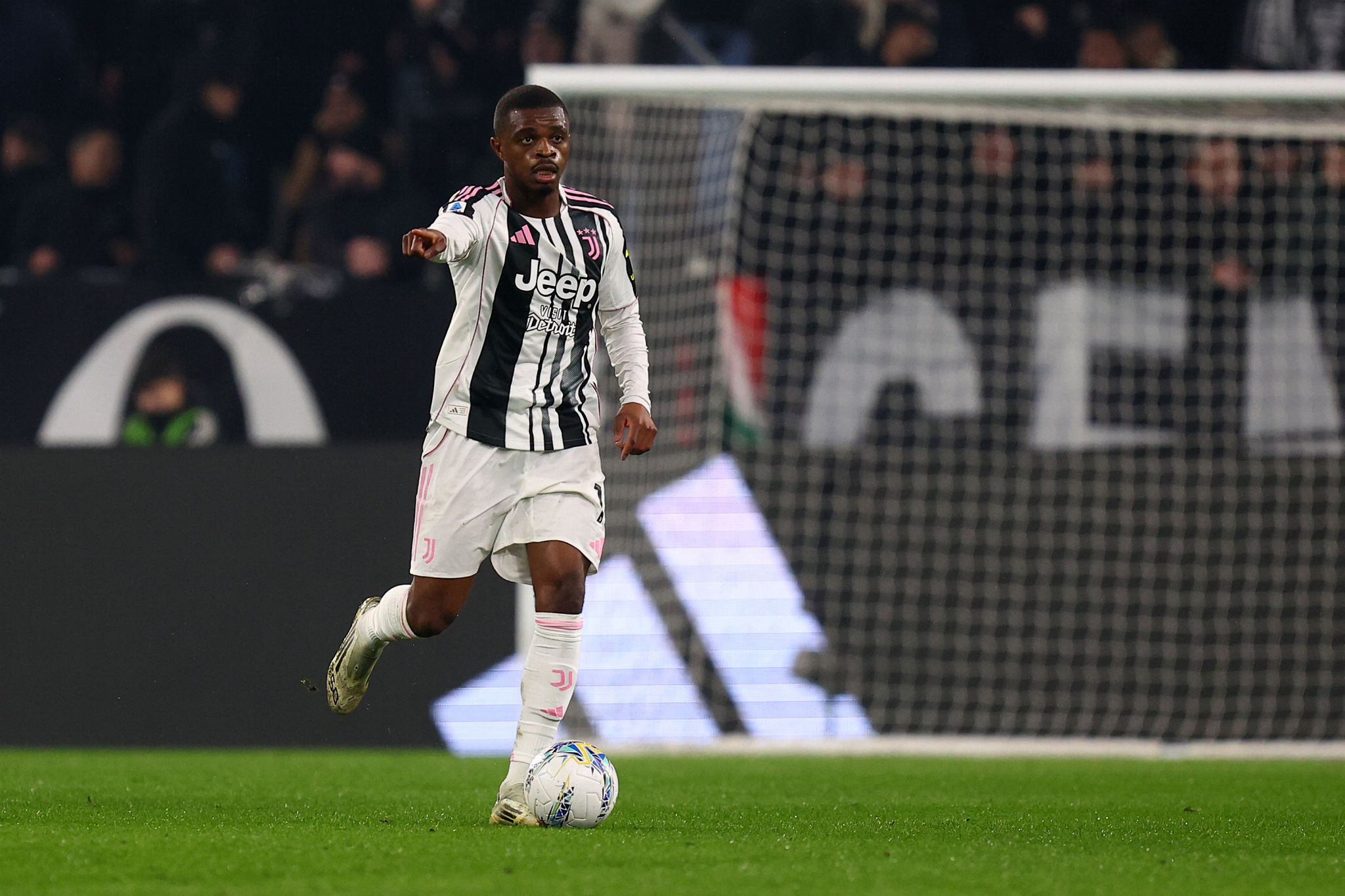 Kalulu, la Premier League all’assalto: la Juventus accelera per il rinnovo