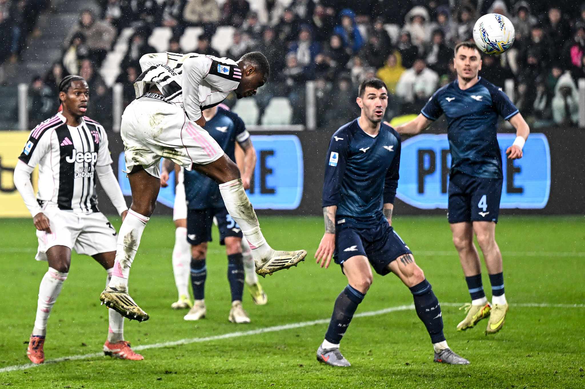 Kalulu riprende la Lazio allo scadere. La Juventus pareggia 2-2