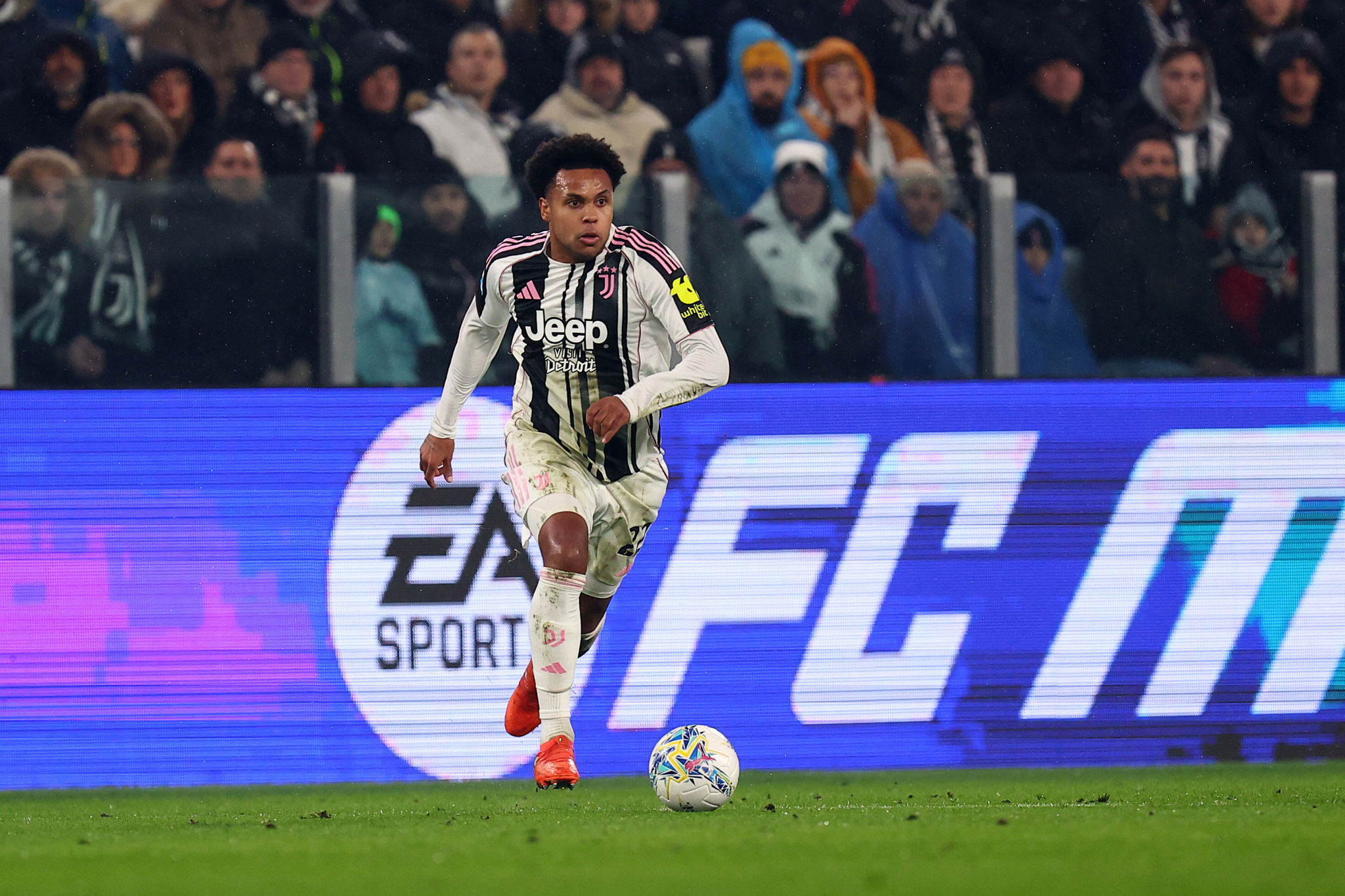 Derby di mercato per McKennie: Milan e Inter puntano il possibile affare a zero