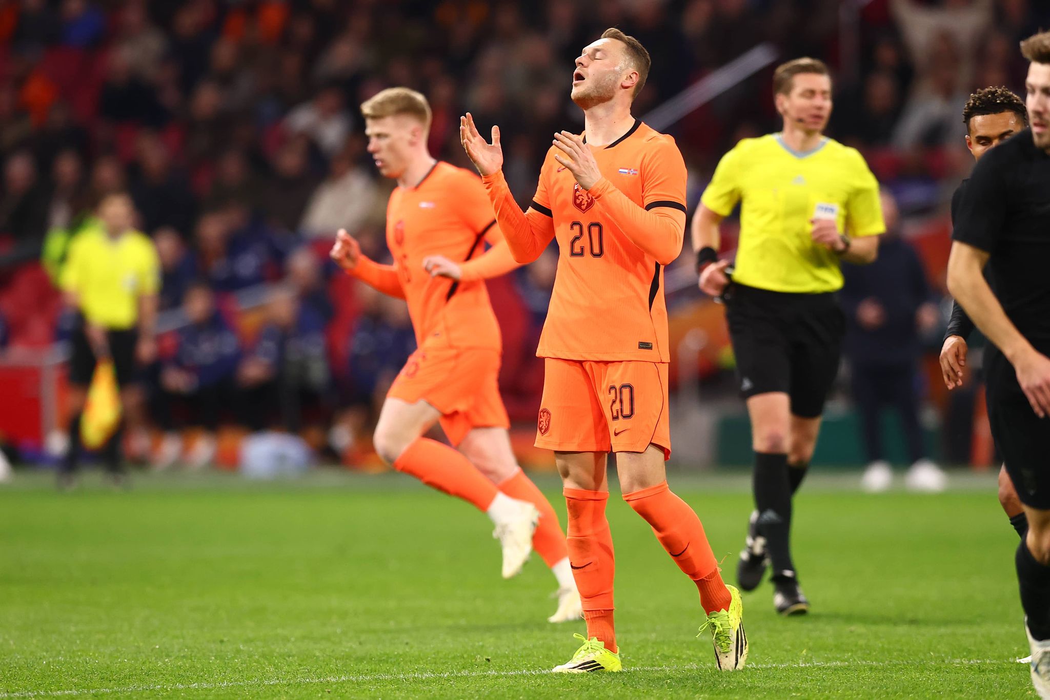 Koopmeiners ispira la rimonta dell’Olanda: assist e regia contro la Norvegia