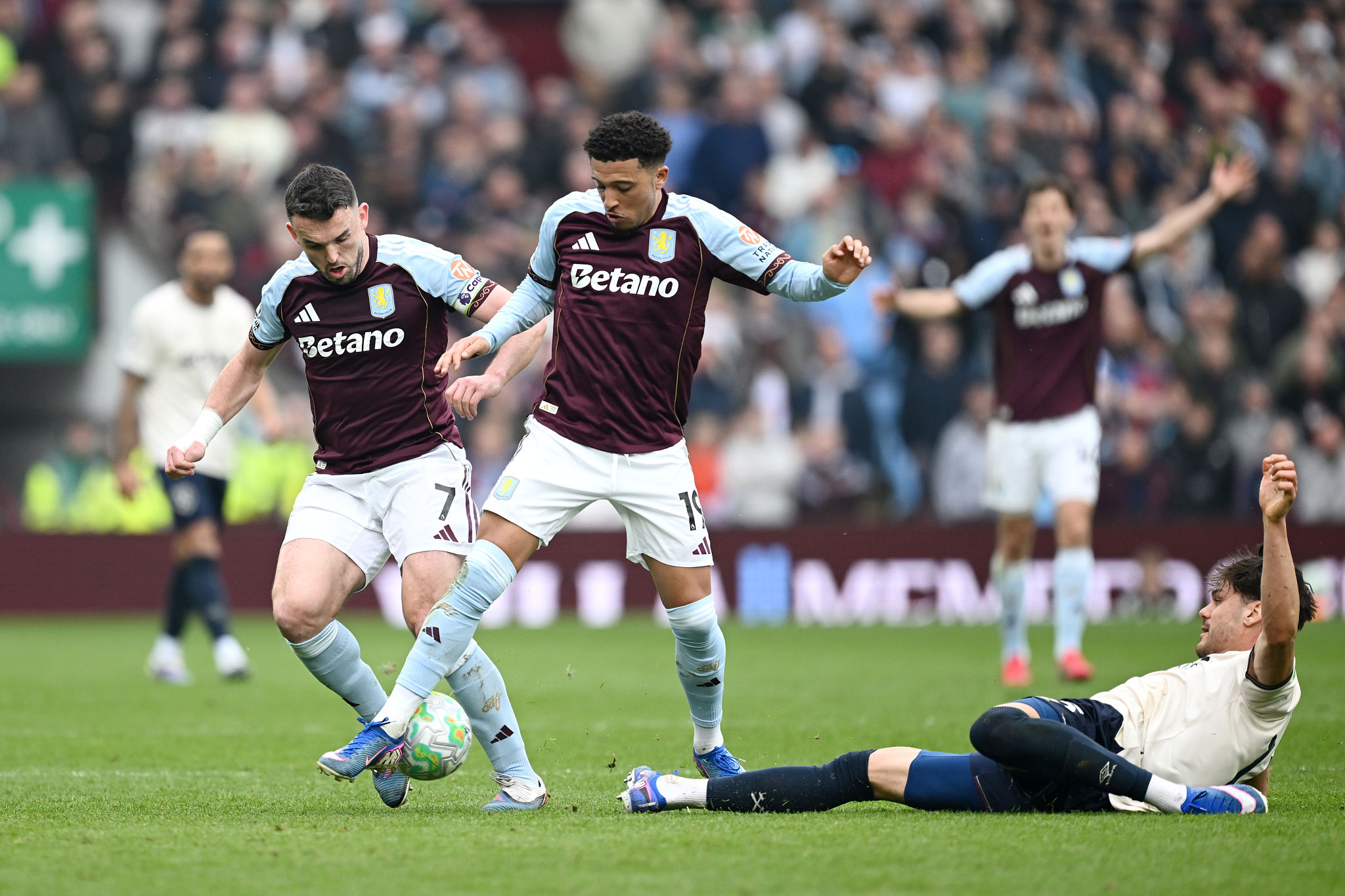 Sancho si libera a zero, la Juventus e quel no per motivi caratteriali