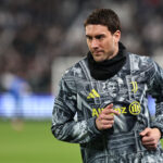 Vlahovic, due tocchi e un rigore: il serbo torna e lascia subito il segno