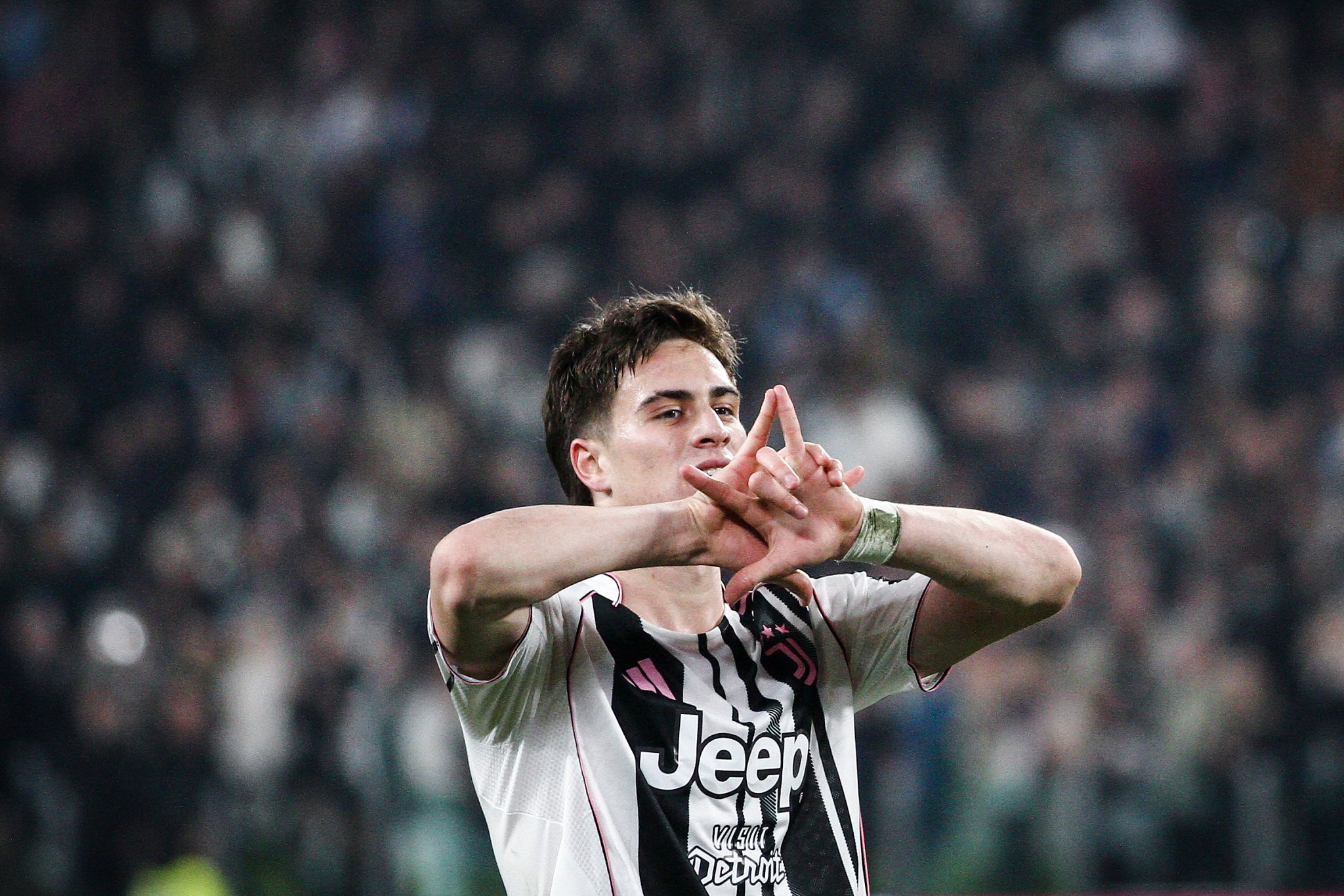 Discorso alla squadra e cena in famiglia: il retroscena del rinnovo di Yildiz con la Juventus