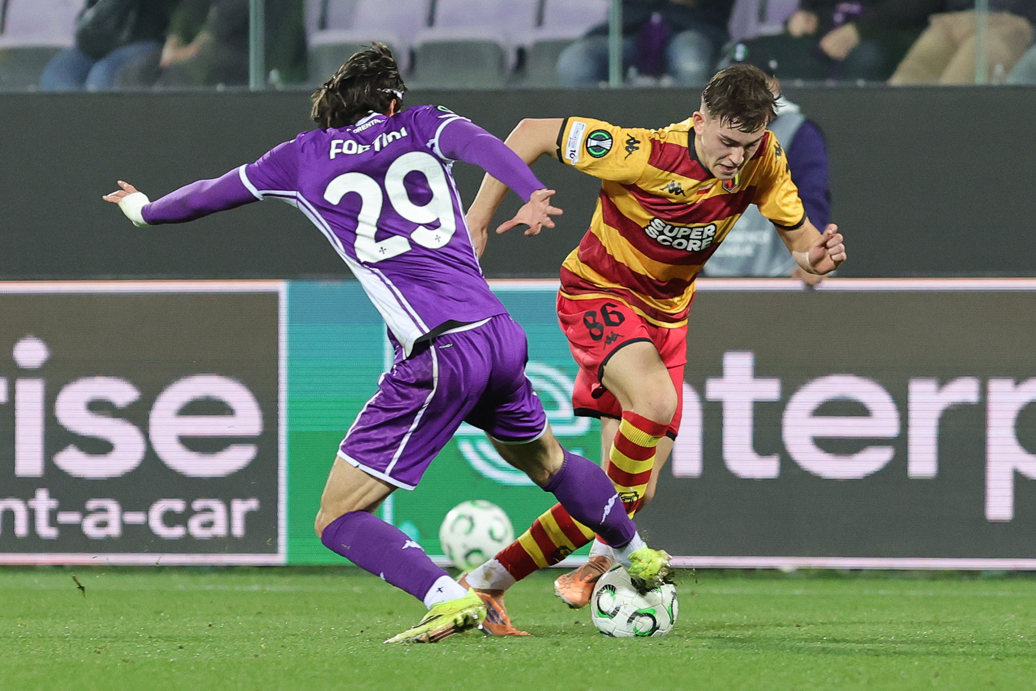 Sfida tra Juventus e Roma per Fortini: il terzino della Fiorentina senza rinnovo