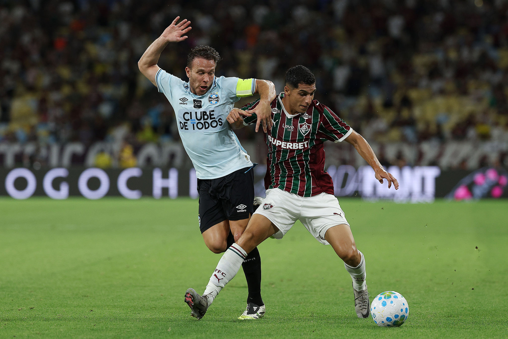 Arthur si propone alla Juventus: “Posso essere il regista ideale per Spalletti”