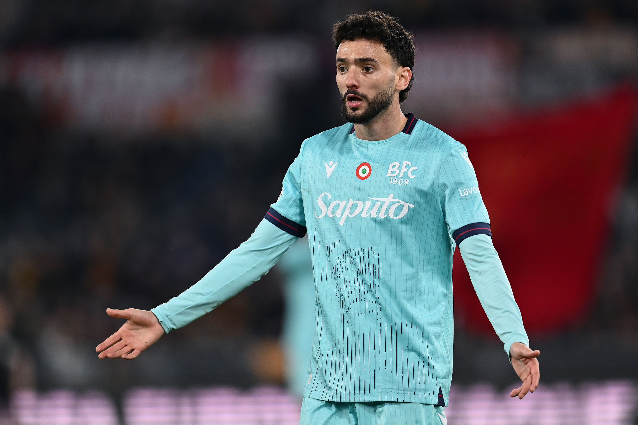 Juventus e Bologna: si lavora al futuro di Holm e João Mario