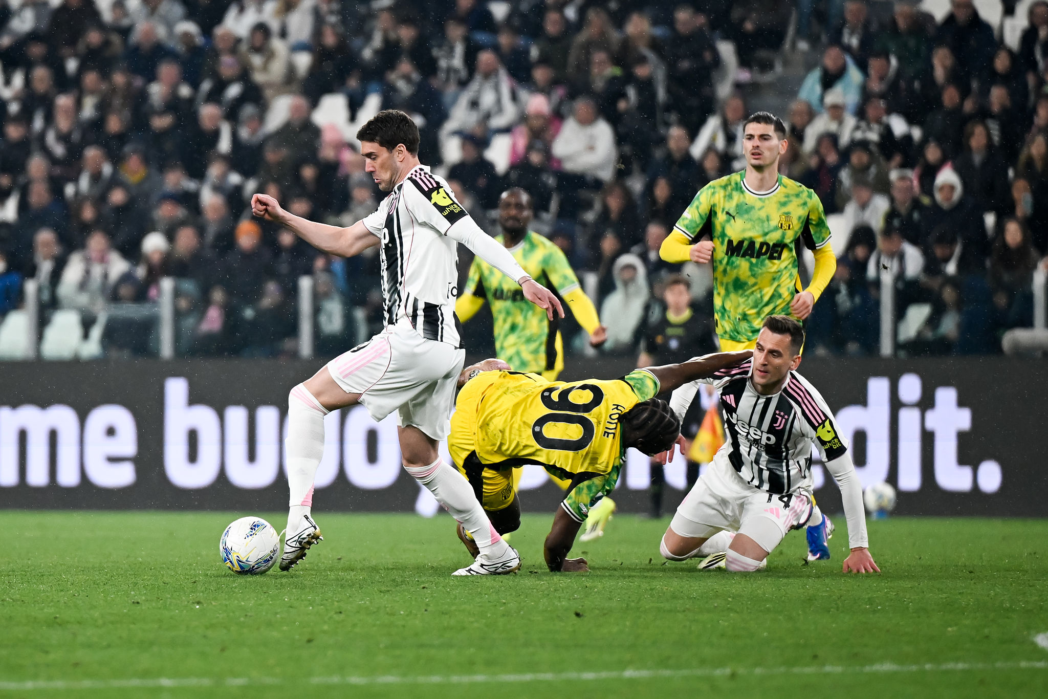 Vlahovic e Milik scavalcano le gerarchie: Spalletti cambia l’attacco della Juventus