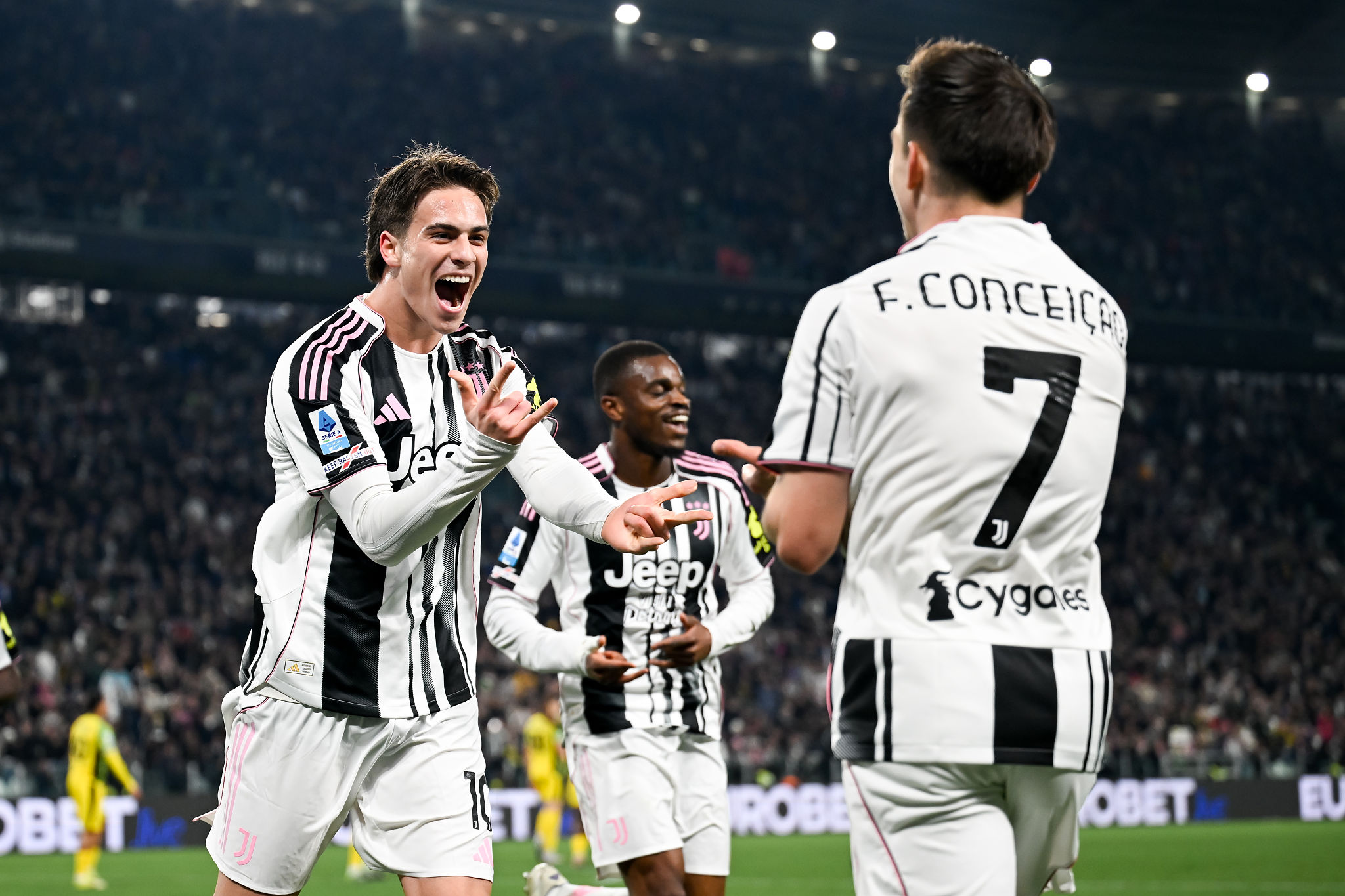 Yildiz entra nella storia della Juventus: è il primo straniero under 21 in doppia cifra