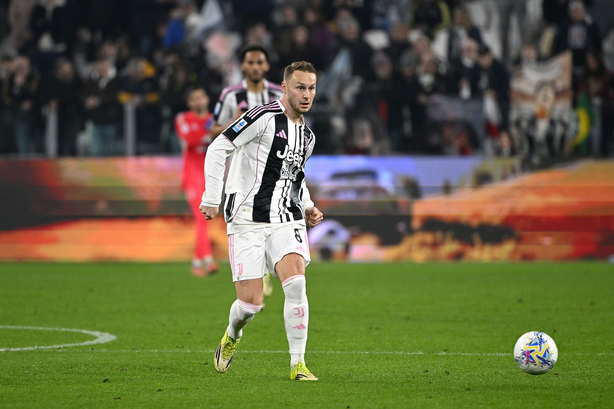 Koopmeiners ai margini, la Juventus fissa il prezzo: le ultime
