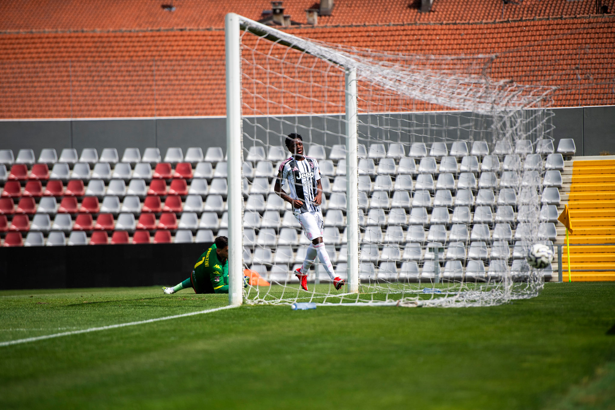 Juve Next Gen, un pareggio per chiudere la stagione: 2-2 contro il Bra