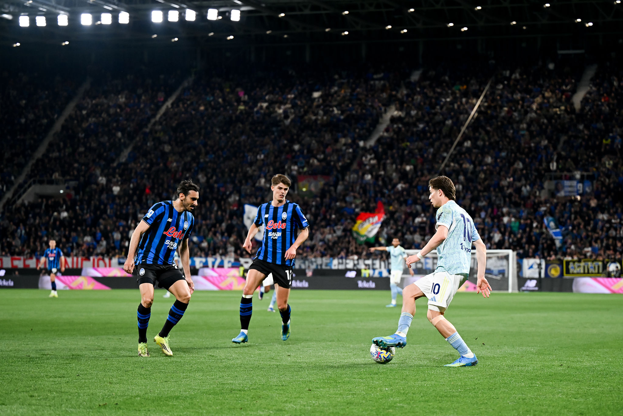 Yildiz, il ginocchio sinistro preoccupa la Juventus: gestione mirata verso il Bologna