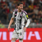 Vlahović al bivio: la Juventus chiede una scelta definitiva sul futuro
