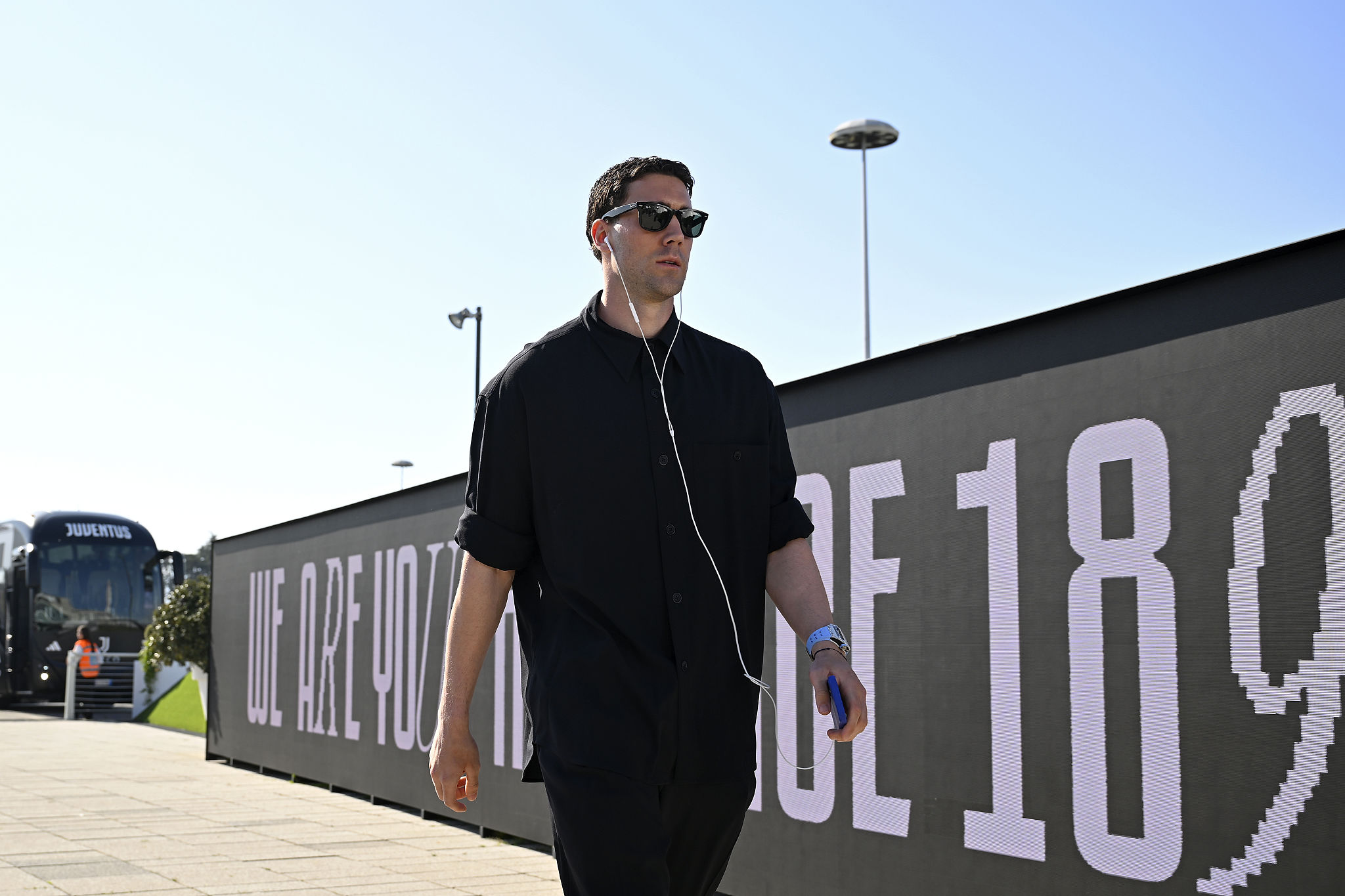 Vlahović, un rinnovo a rendimento per blindare il futuro alla Juventus