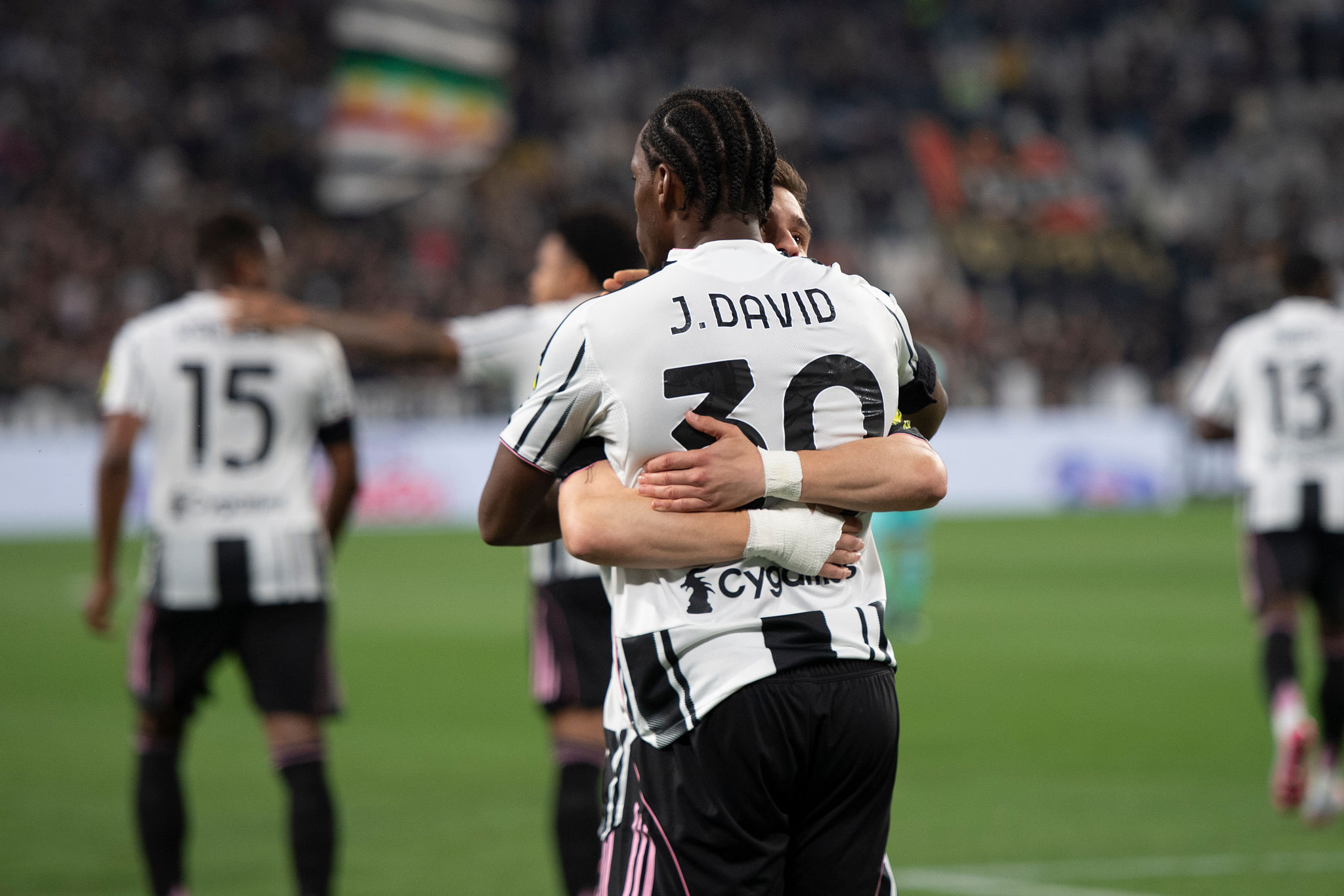 Pagelle Juve-Bologna 2-0: David e Locatelli si prendono la scena