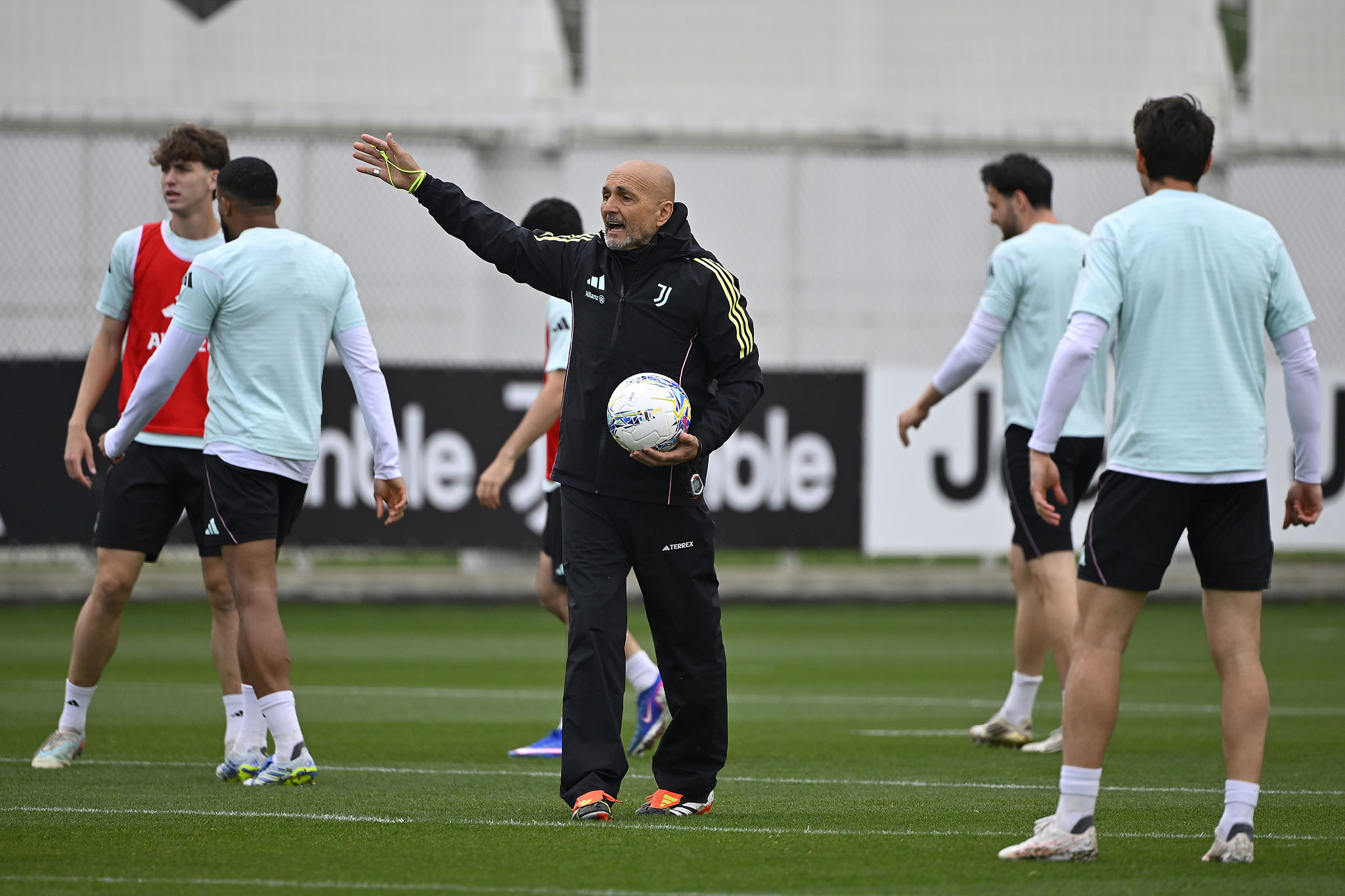 Spalletti blinda la Juventus in trasferta: a San Siro la sfida al Milan per il secondo posto