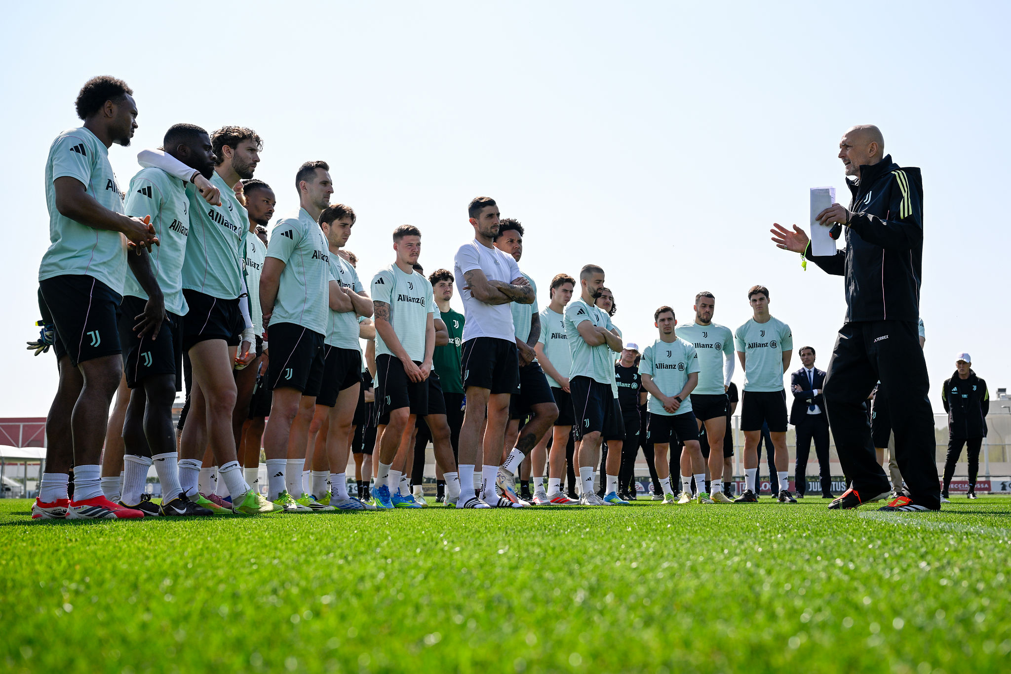 Spalletti detta la linea: "Juve è identità, ora al lavoro per vincere"