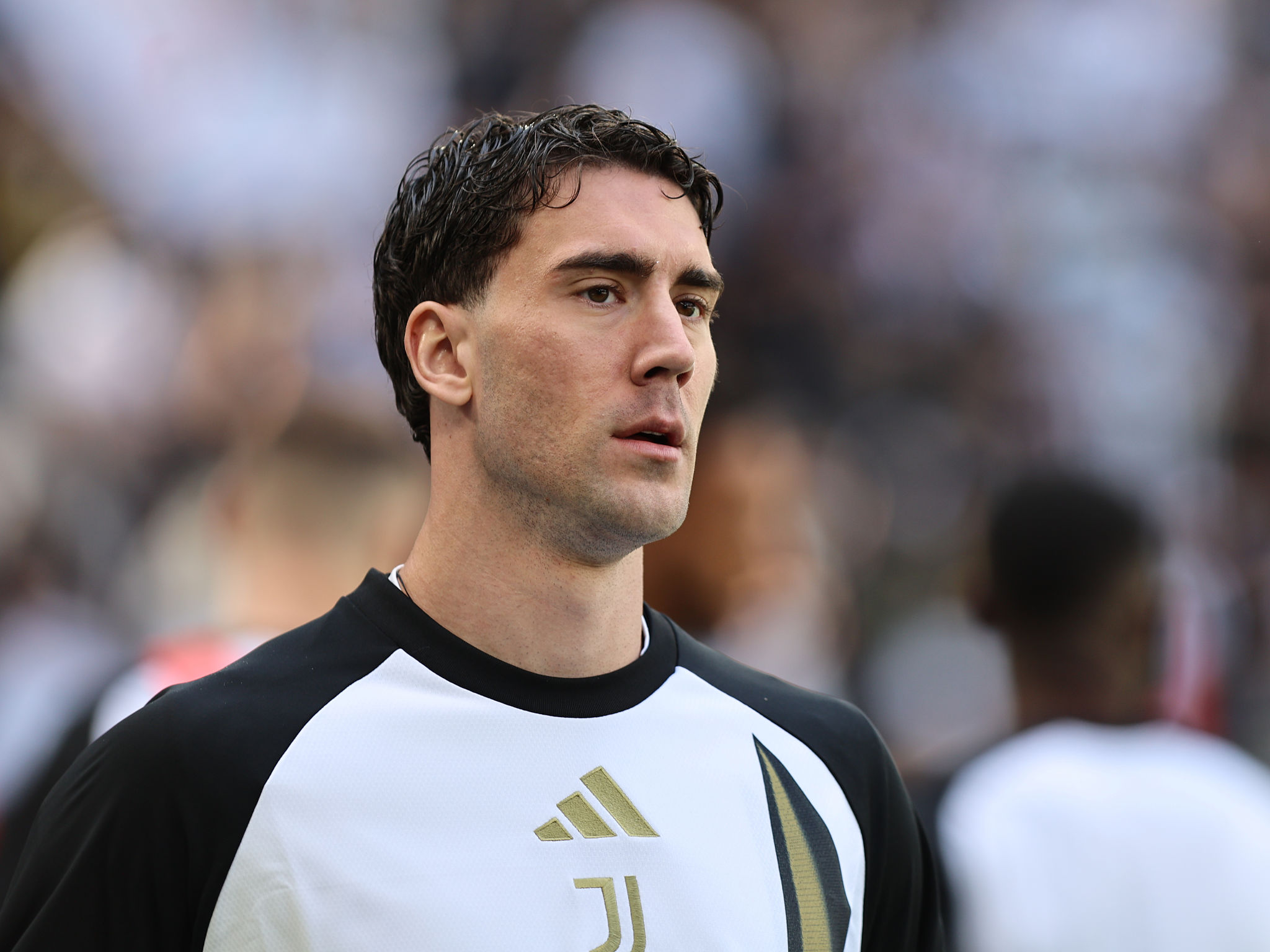 Vlahovic scalda i motori per il derby: il precedente del 2022 ispira la Juventus