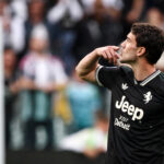 Stallo Vlahovic, la Juventus non cede sulle commissioni: cosa filtra sul rinnovo