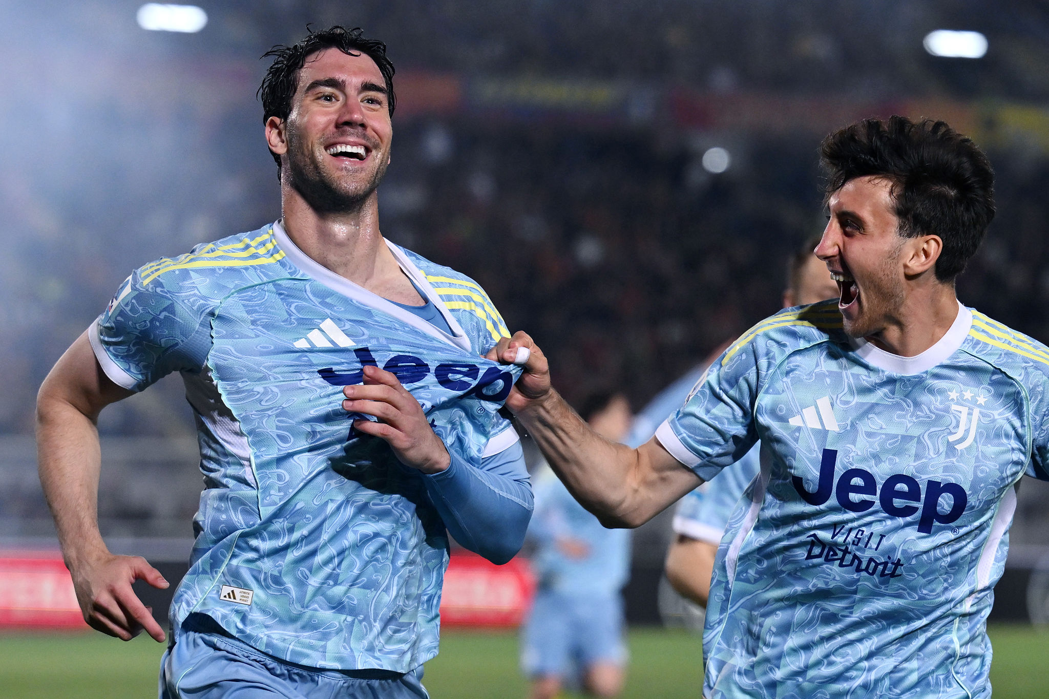 Vlahovic da record a Lecce, un gol lampo per la corsa Champions della Juventus